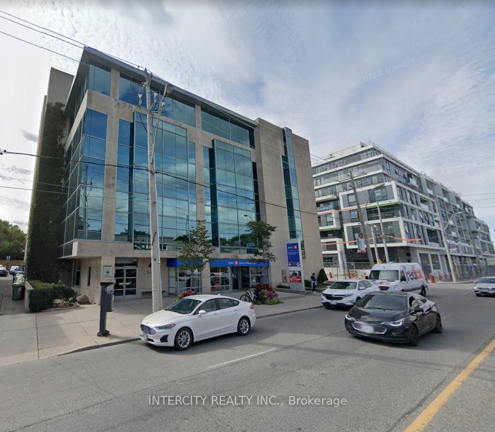 1670 Bayview Avenue 504, Toronto C10, ON M4G 3C2