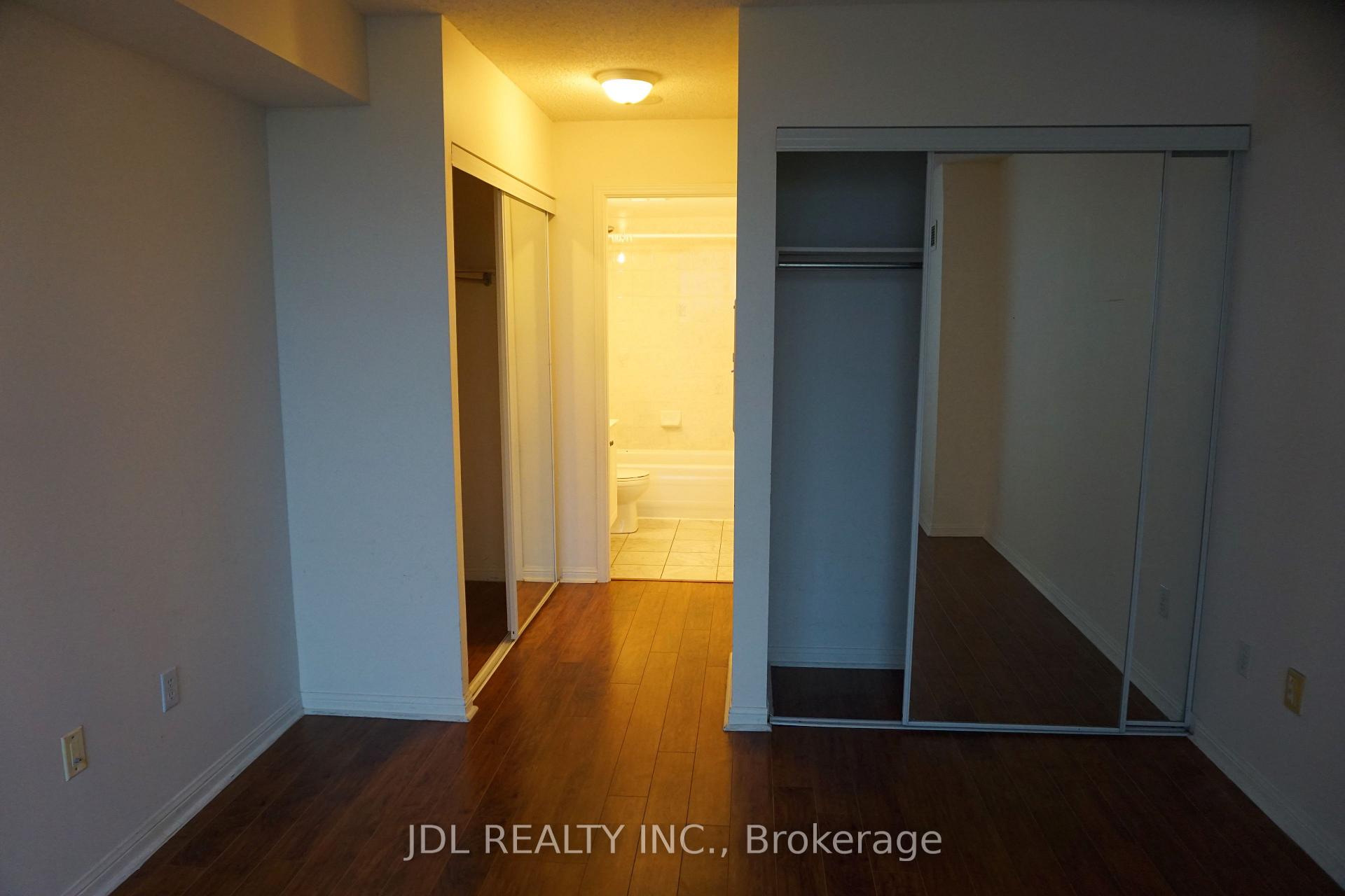 23 Lorraine Drive 907, Toronto C07 — photo 5 of 5