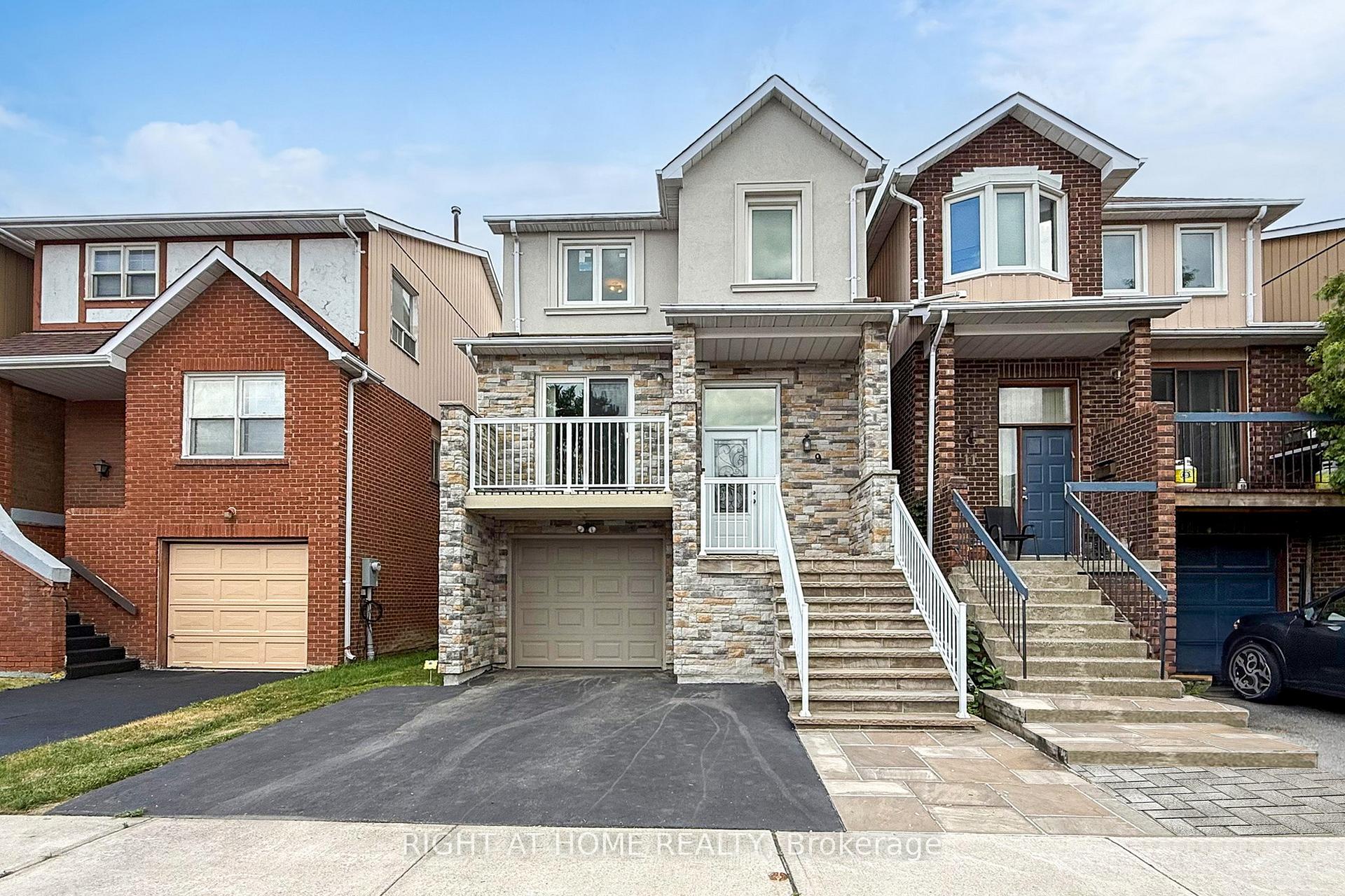 9 Festival Drive, Toronto C07, ON M2R 3T9
