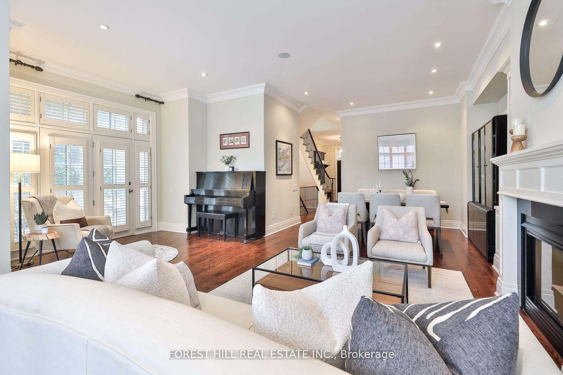 109 Lonsdale Road, Toronto C02 — photo 4 of 5