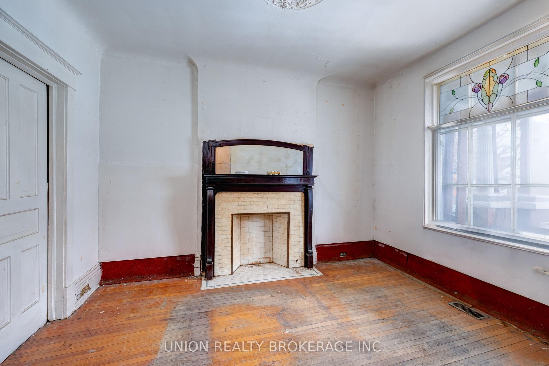 residential Property Image no.1