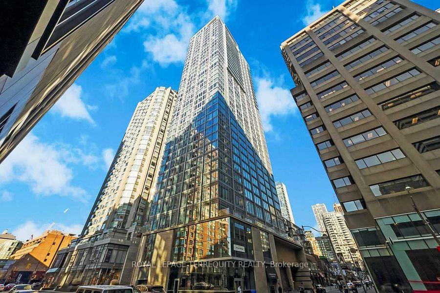 188 Cumberland Street 709, Toronto C02, ON M5R 0B6