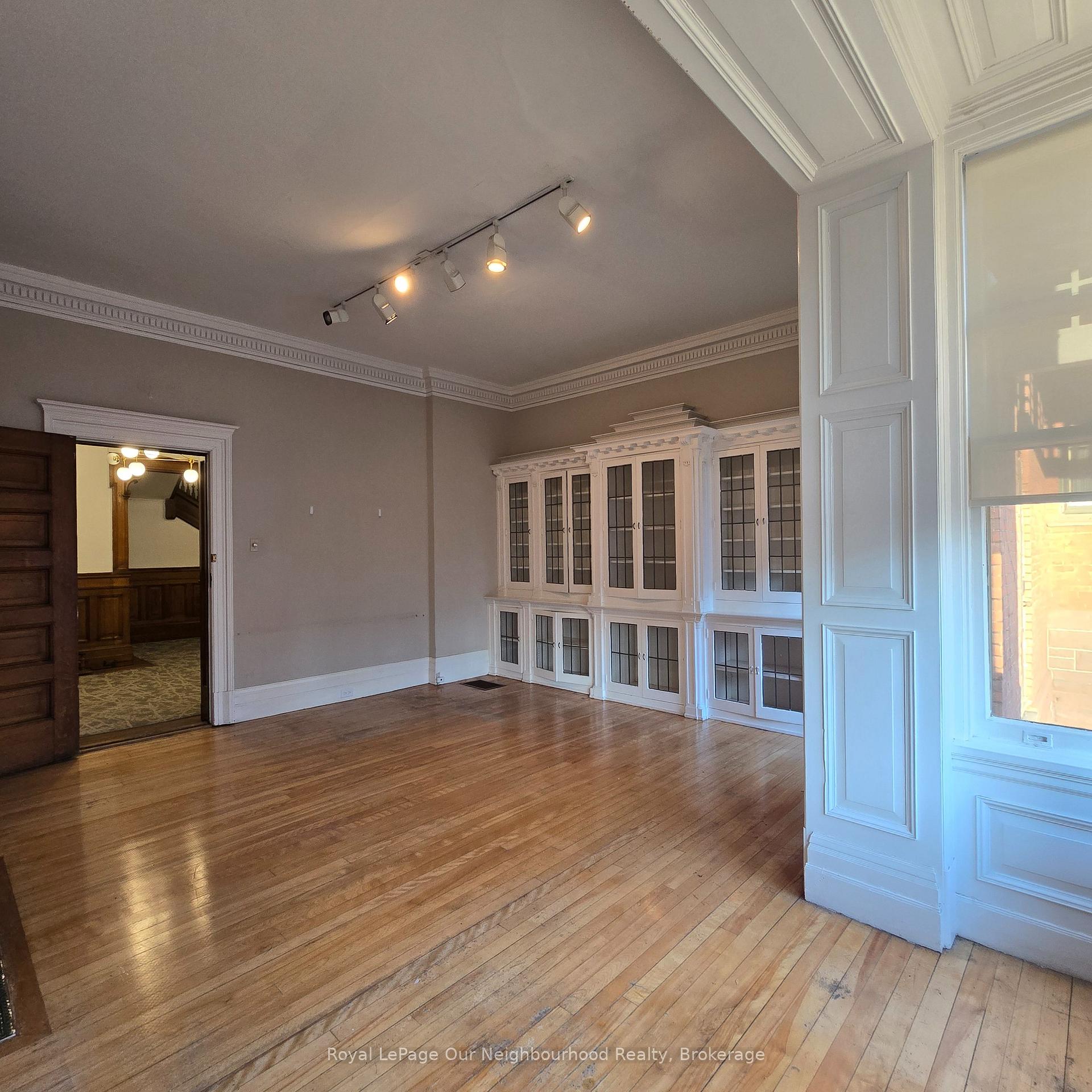 residential Property Image no.1