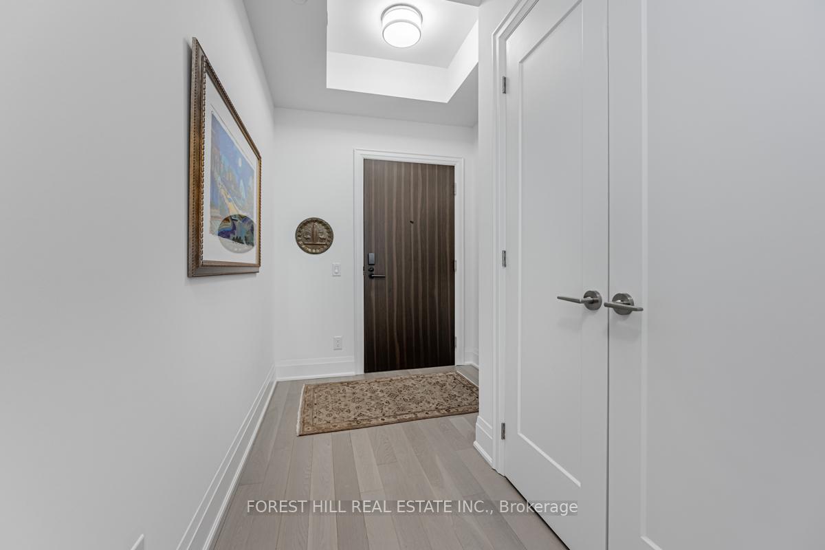 280 Howland Avenue 201, Toronto C02 — photo 3 of 5