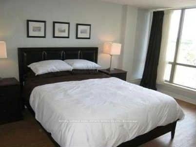 40 Scollard Street 1204, Toronto C02 — photo 4 of 5