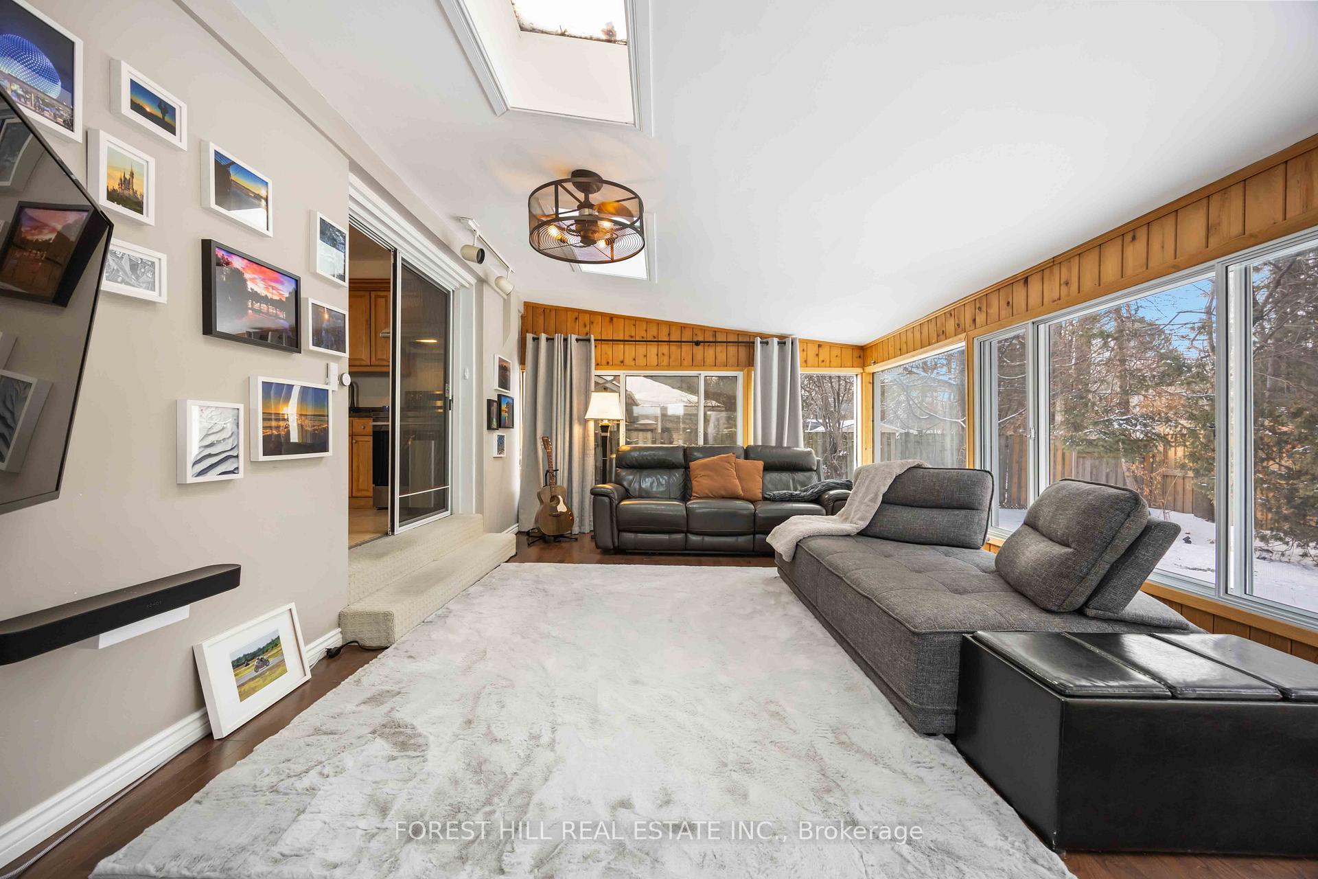 44 Addison Crescent, Toronto C13, ON M3B 1K8