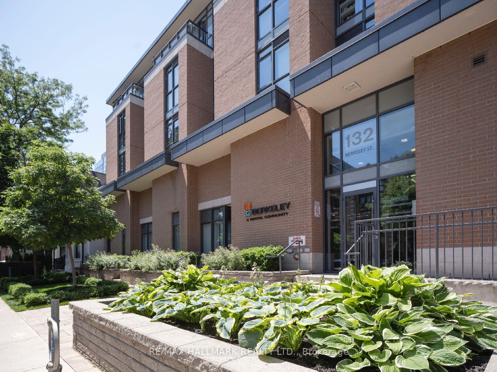 132 Berkeley Street 205, Toronto C08, ON M5A 0H6