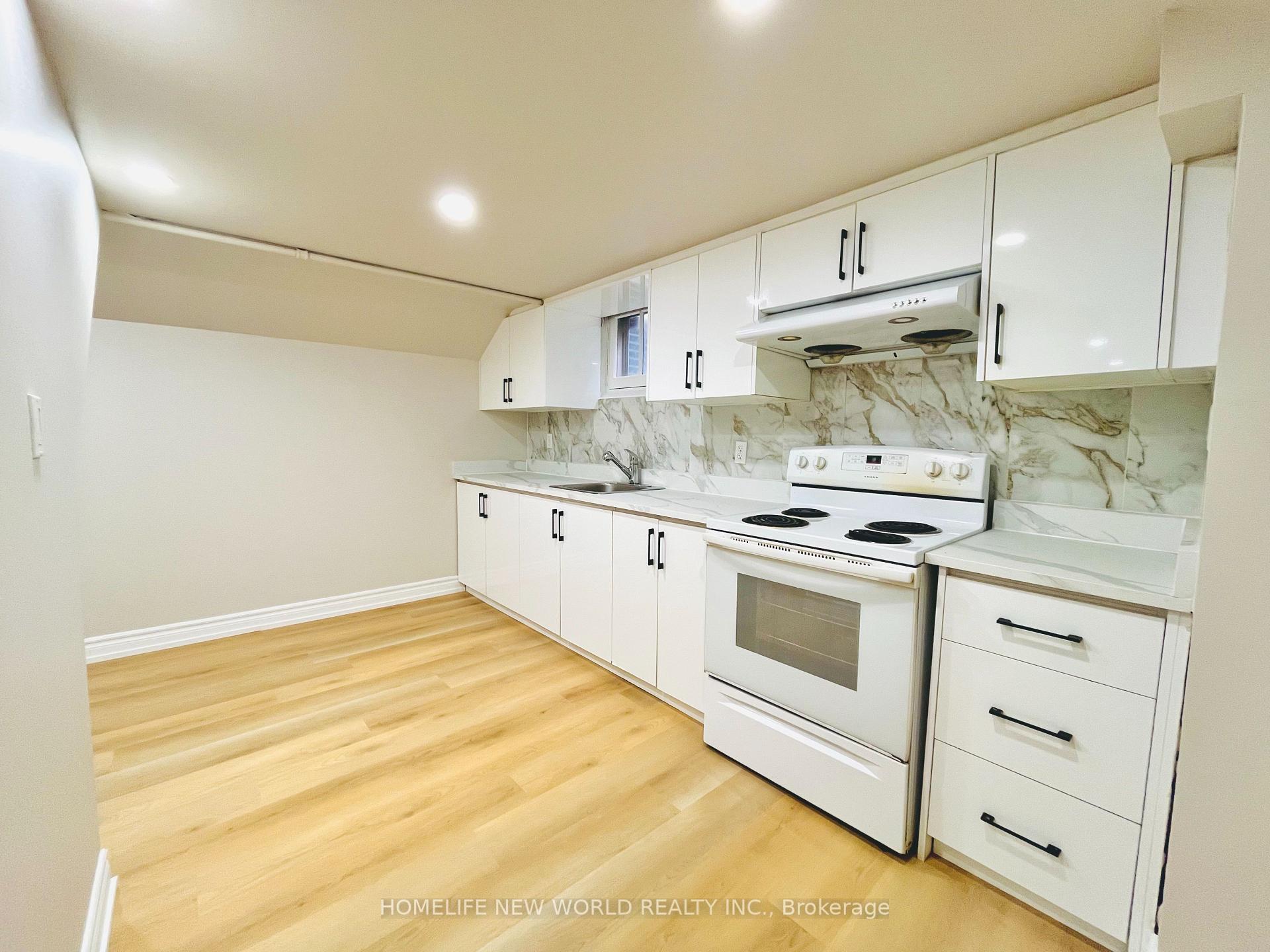 298 EMPRESS Avenue BSMT, Toronto C14 — photo 4 of 5