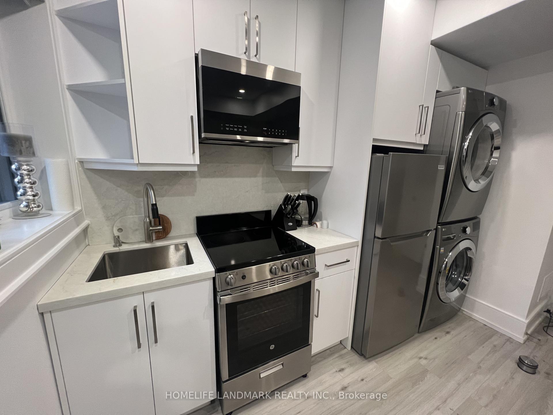 17 Hocken Avenue Lower, Toronto C02 — photo 4 of 5