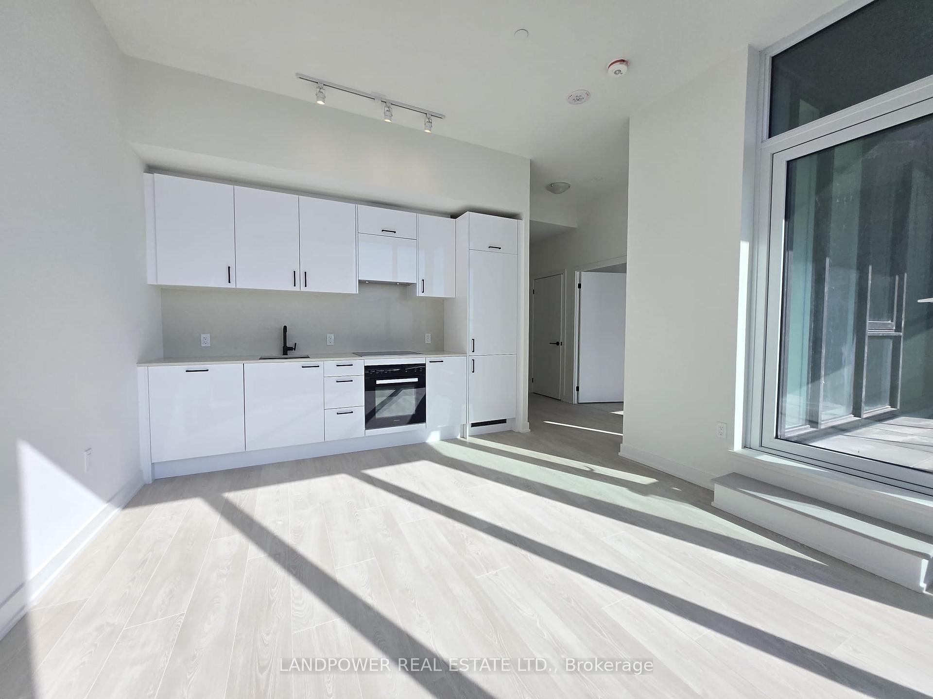 1 Quarrington Lane 2705, Toronto C13, ON M3C 0S4