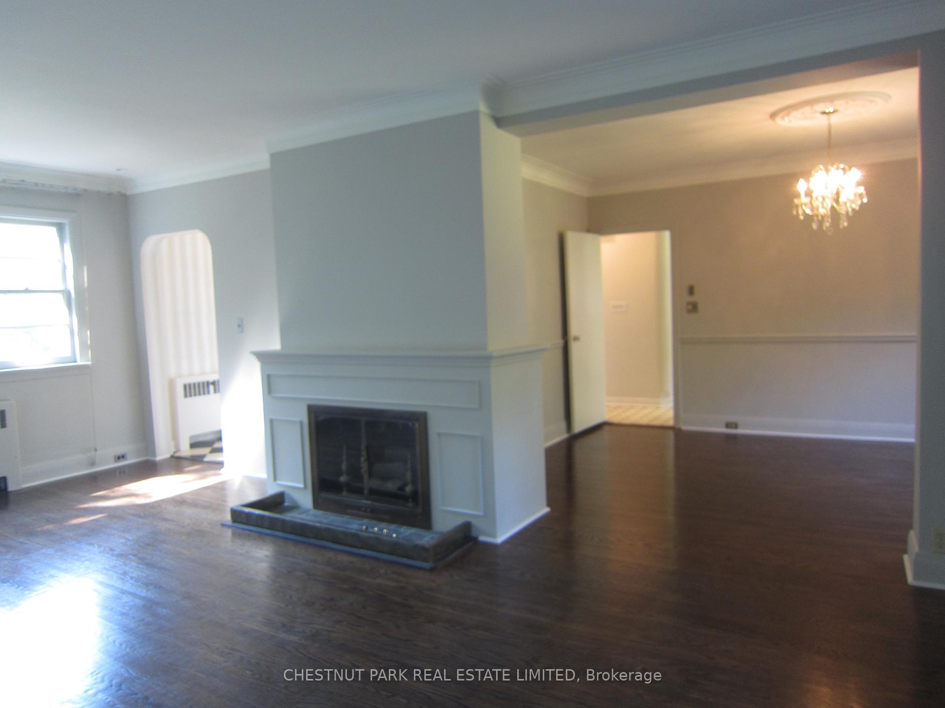 180 Strathgowan Avenue, Toronto C04 — photo 5 of 5