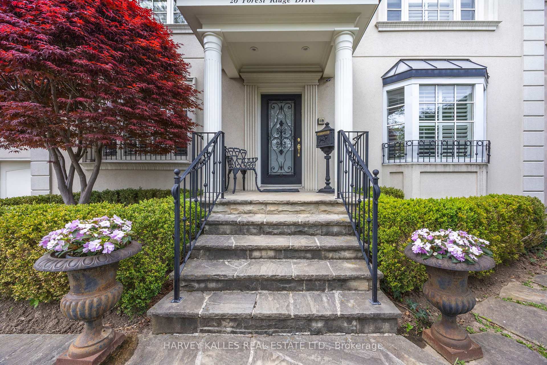 26 Forest Ridge Drive, Toronto C04 — photo 2 of 5