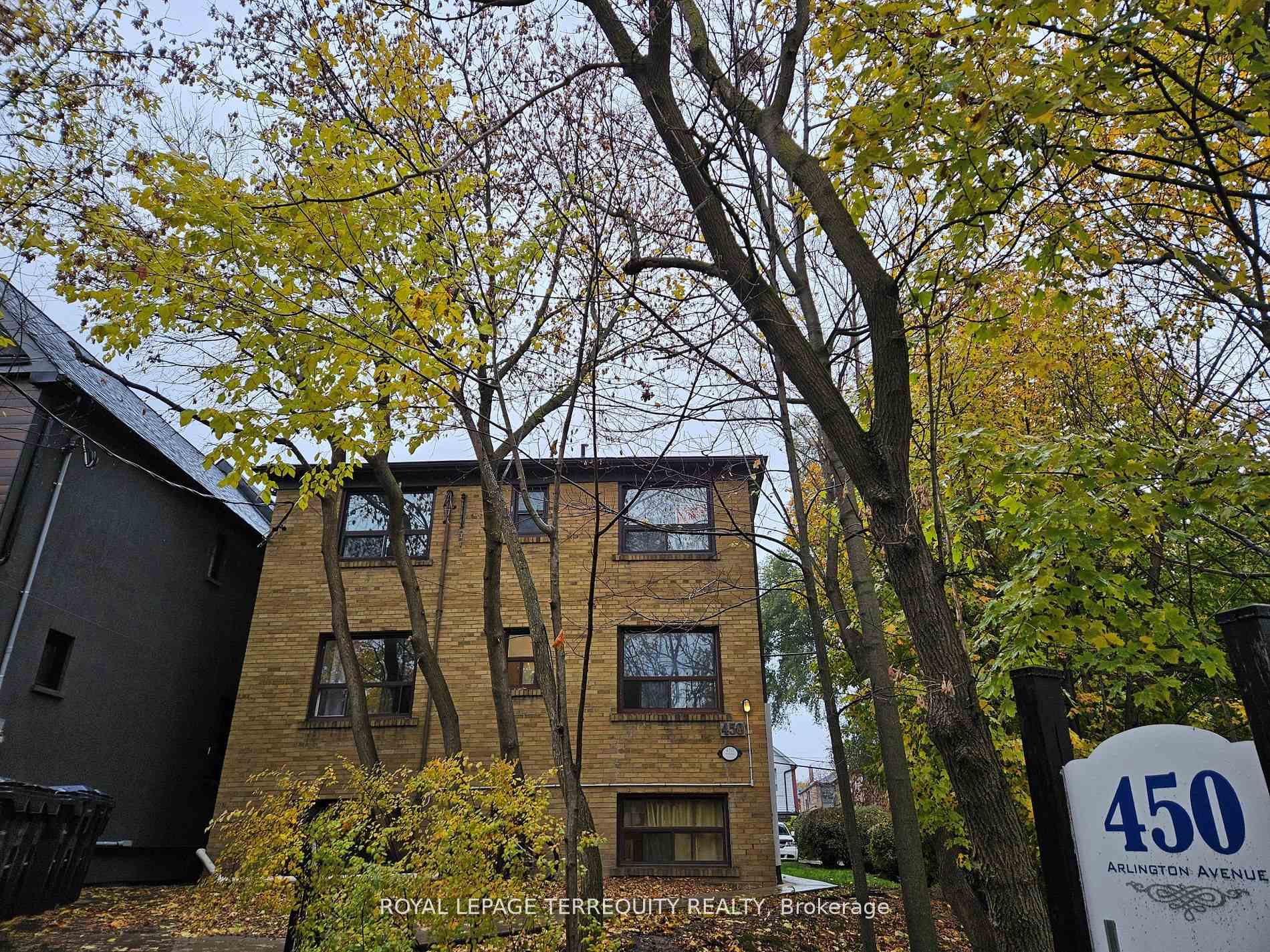 450 Arlington Avenue 7, Toronto C03 — photo 2 of 5