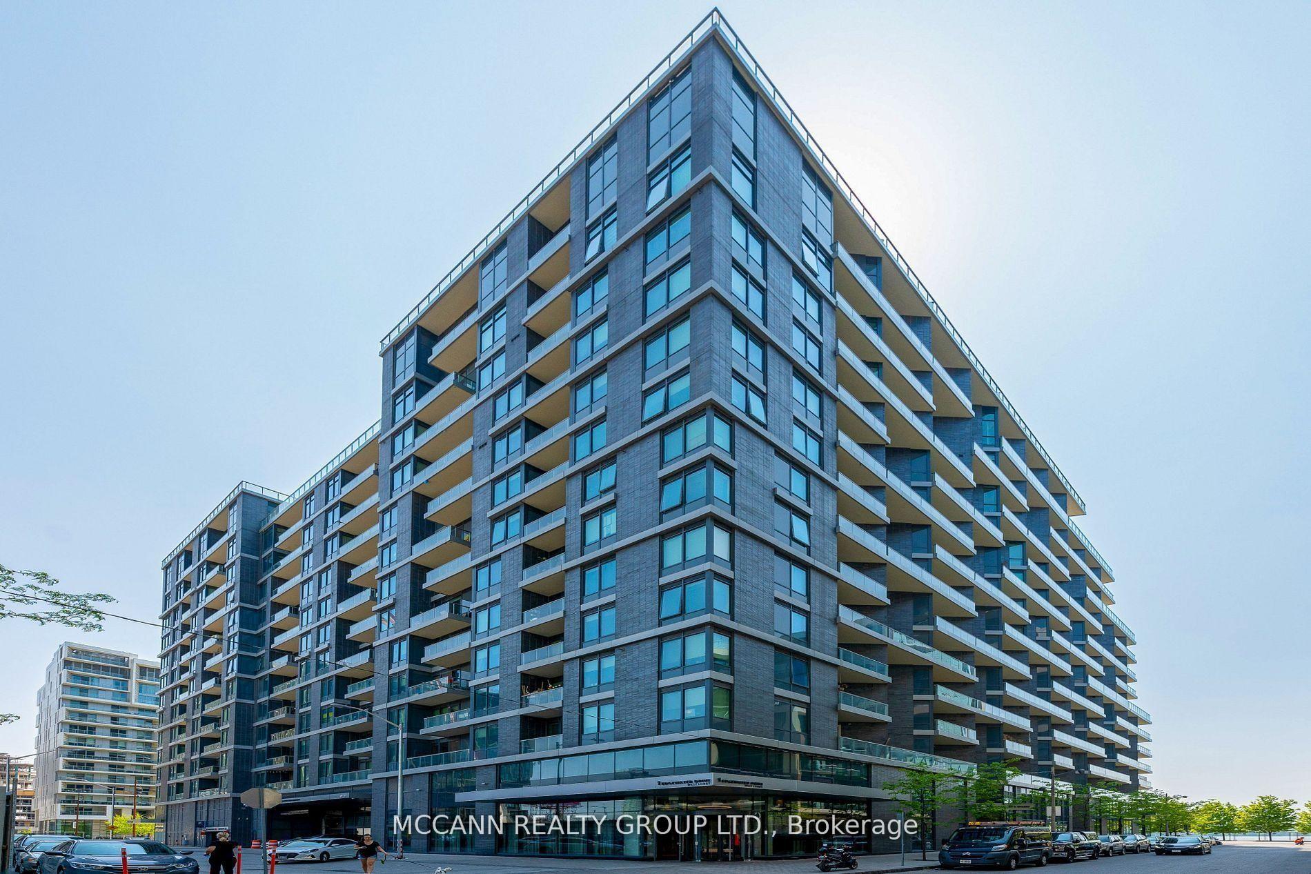 1 Edgewater Drive PH07, Toronto C08, ON M5A 1B9