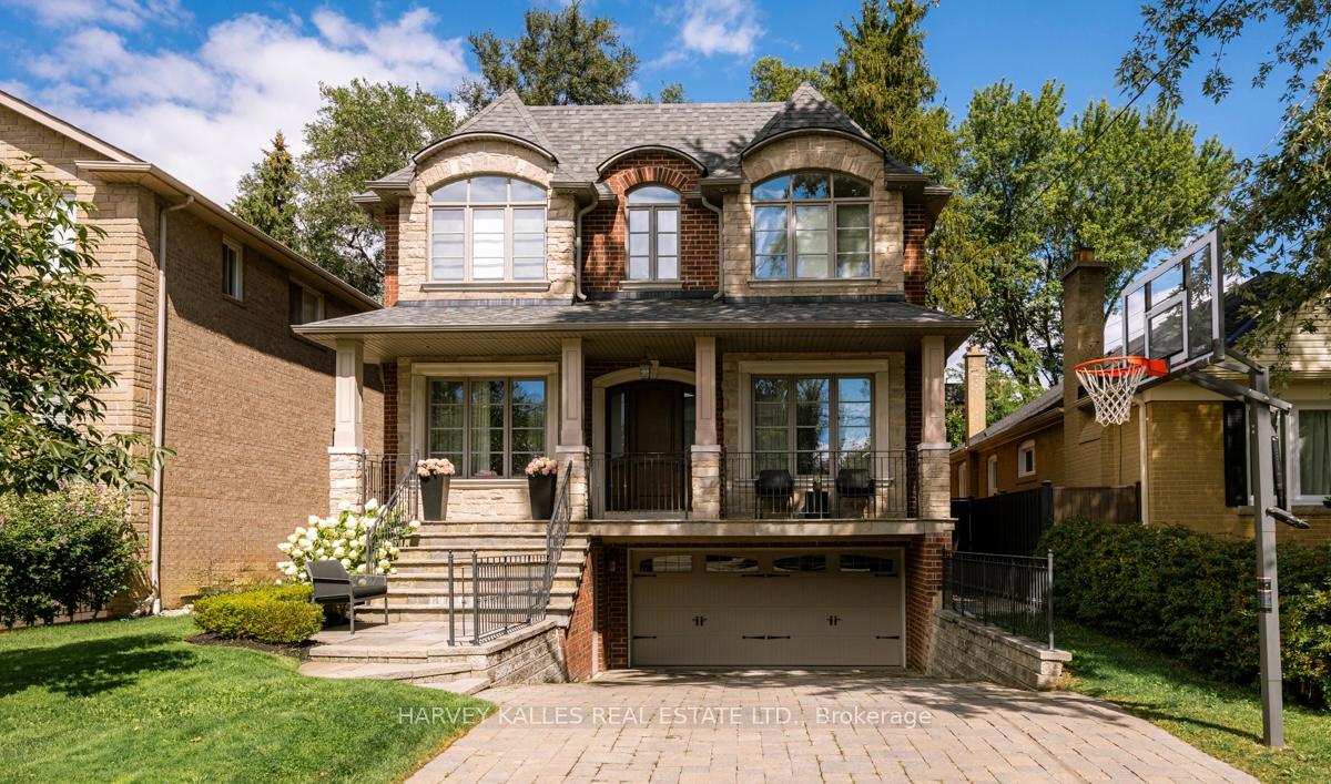 190 Carmichael Avenue, Toronto C04, ON M5M 2X3
