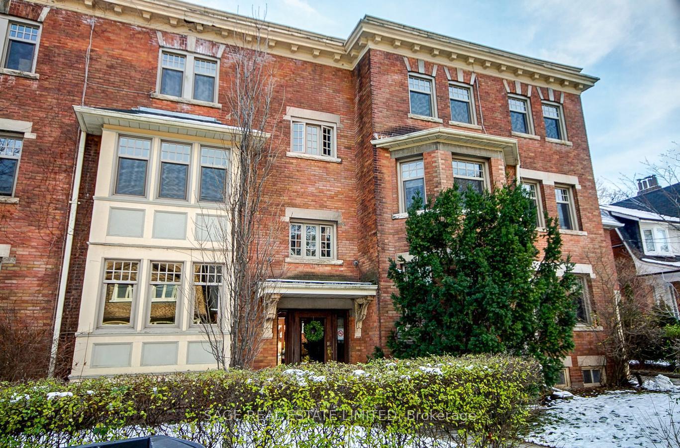 5 Lonsdale Road 1, Toronto C02, ON M4V 1W4