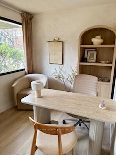 315 Avenue Road Room 1, Toronto C02, ON M4V 2H2