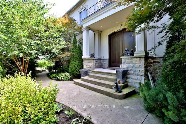 28 Clarkhill Street, Toronto C07, ON M2R 2G7