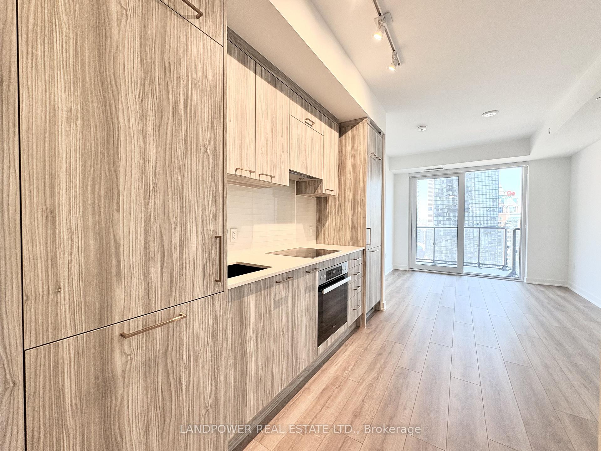 634 Church Street 1608, Toronto C08, ON M4Y 0G9