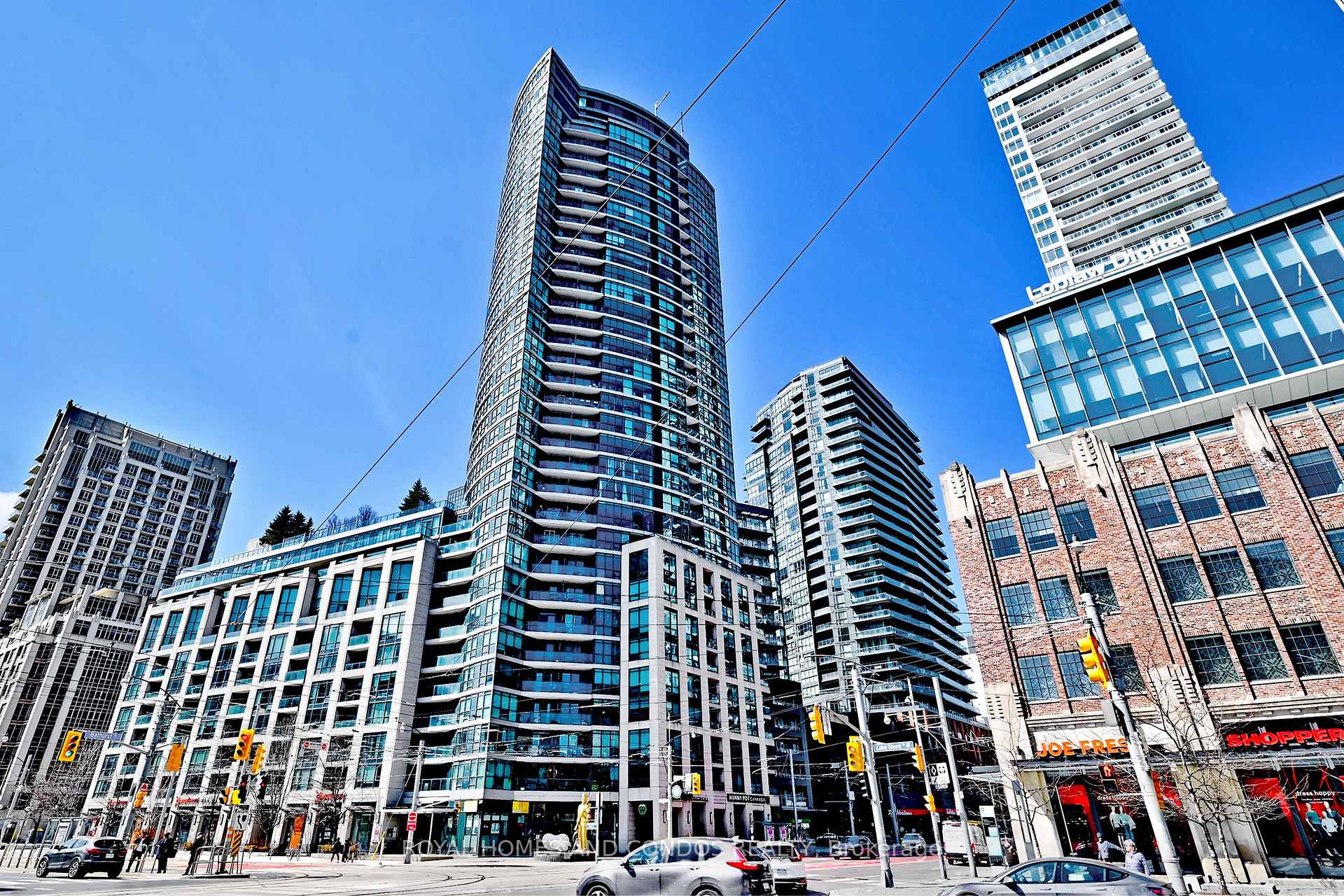 600 Fleet Street 2304, Toronto C01, ON M5V 1B7