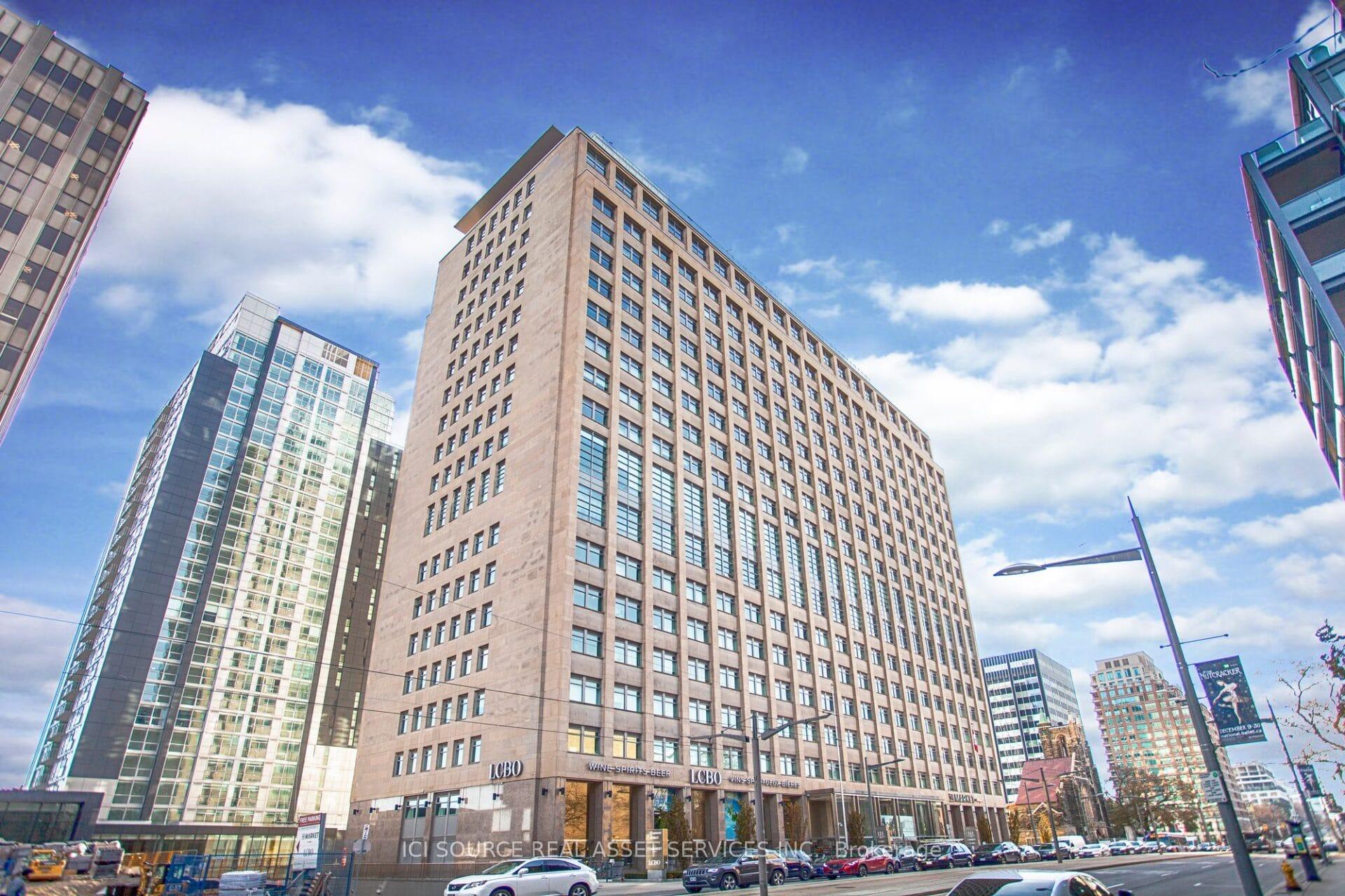 111 St Clair Avenue W 1608, Toronto C02, ON M4V 1N5