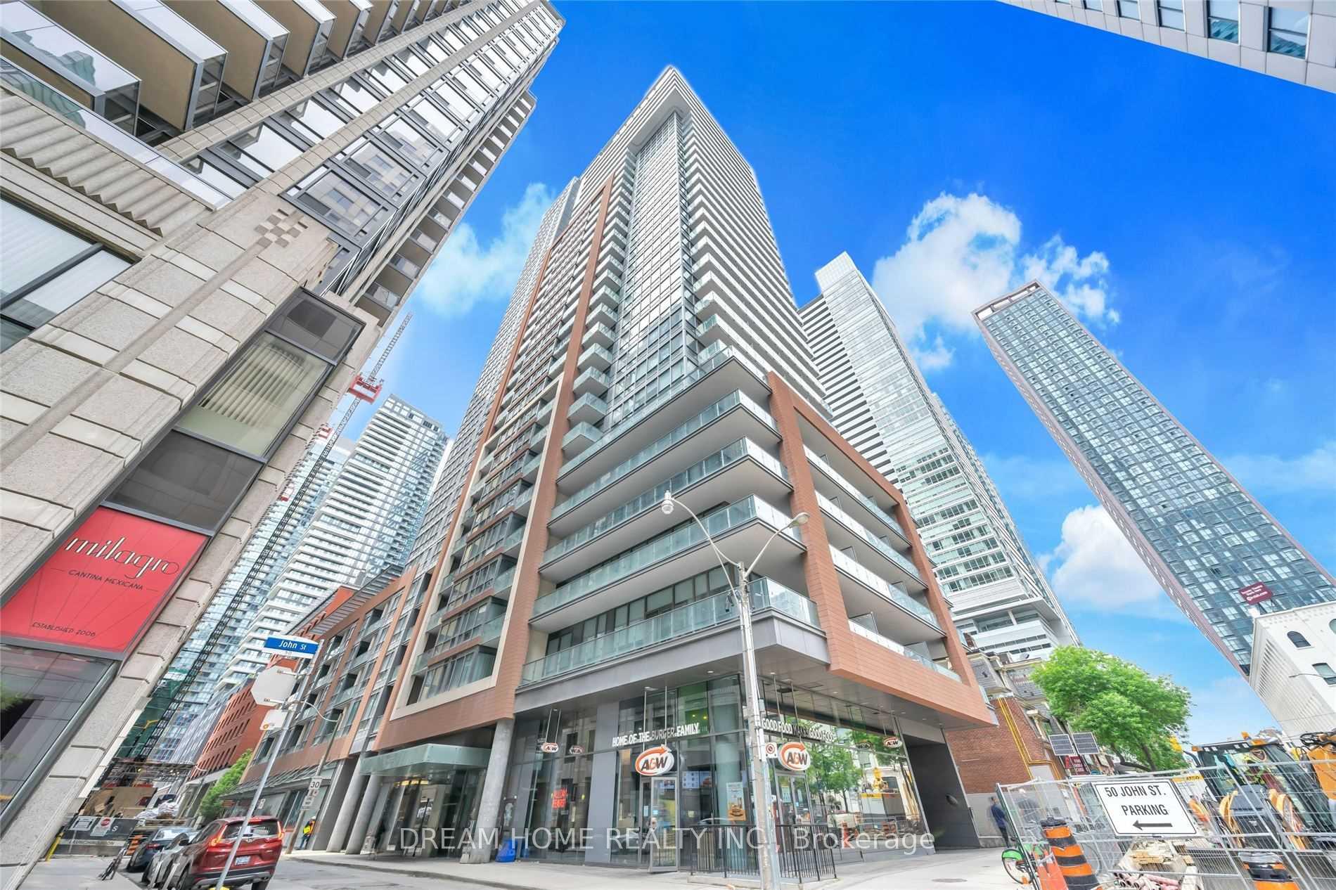 8 Mercer Street #322, Toronto C01, ON M5V 0C4