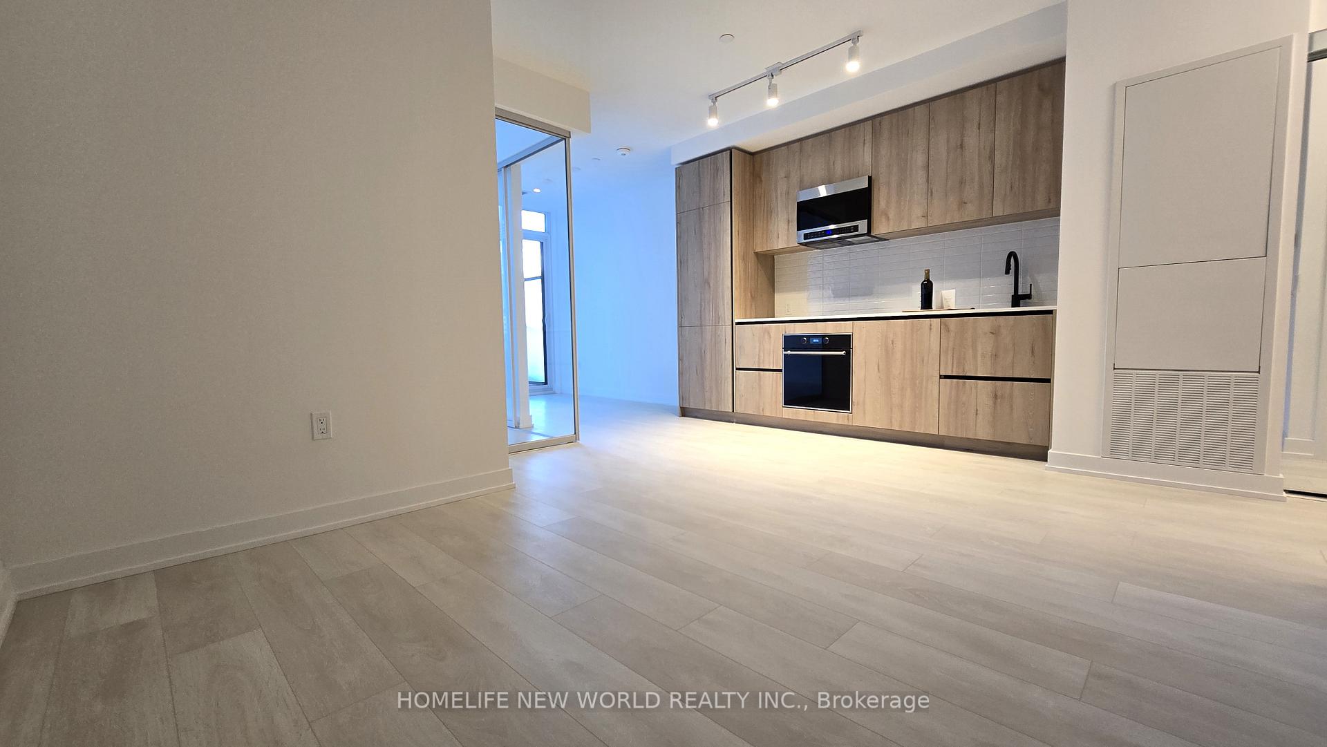 127 Broadway Avenue 609, Toronto C10, ON M4P 1V8