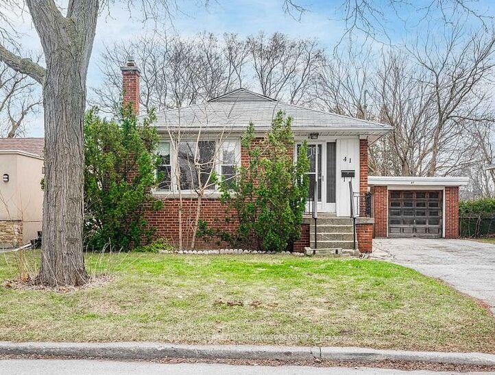 41 Bainbridge Avenue BSMT, Toronto C06, ON M3H 2J8
