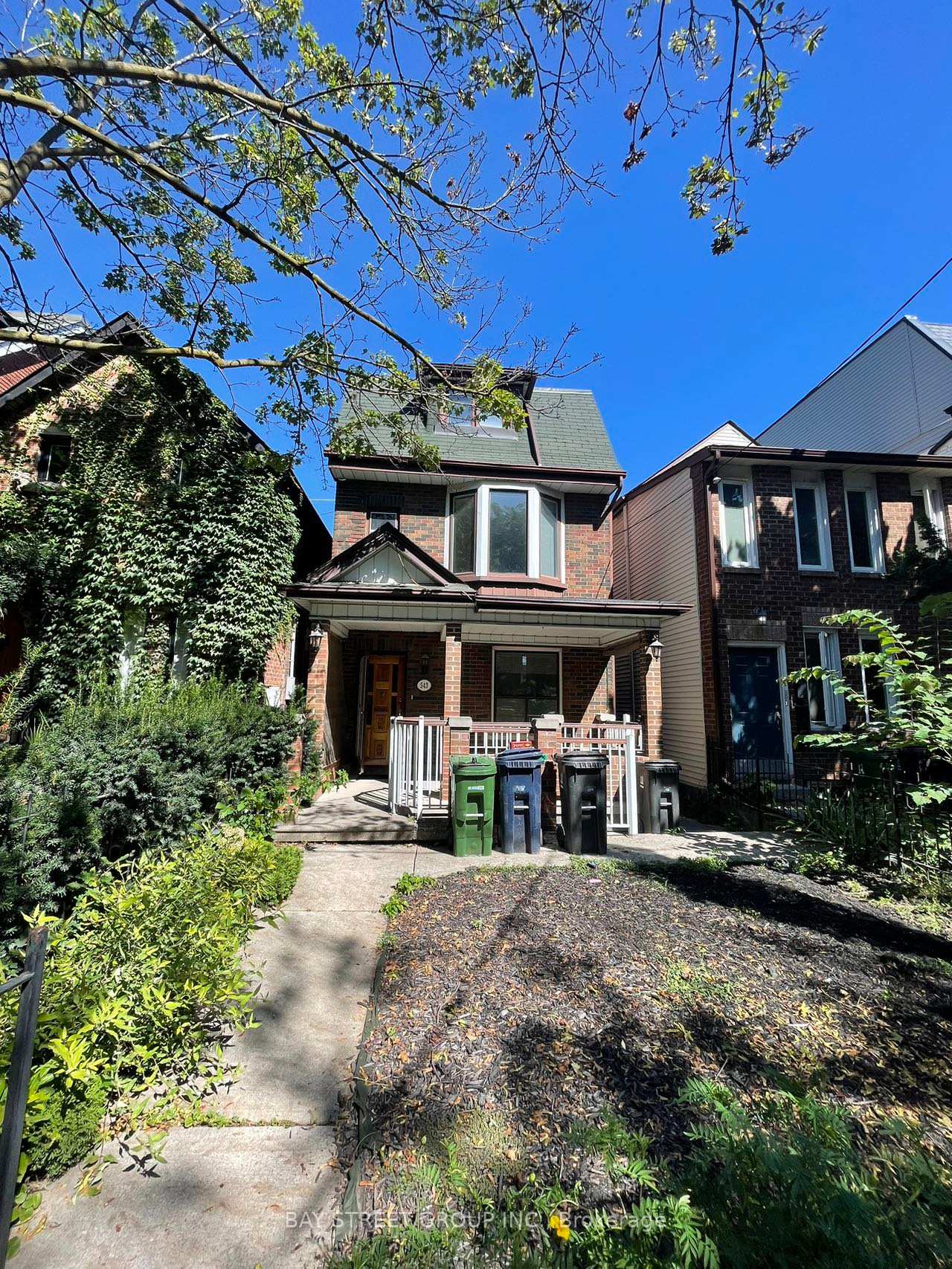543 Crawford Street, Toronto C01, ON M6G 3J9