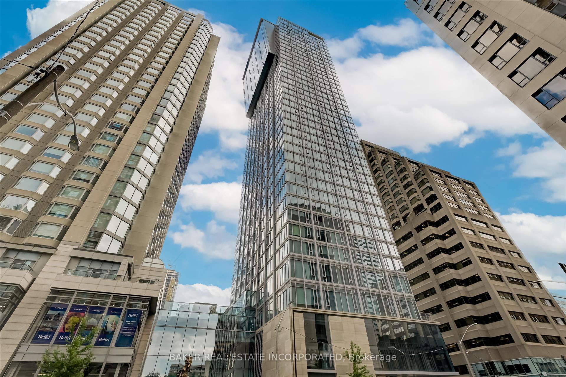 188 Cumberland Street 1802, Toronto C02, ON M5R 0B6
