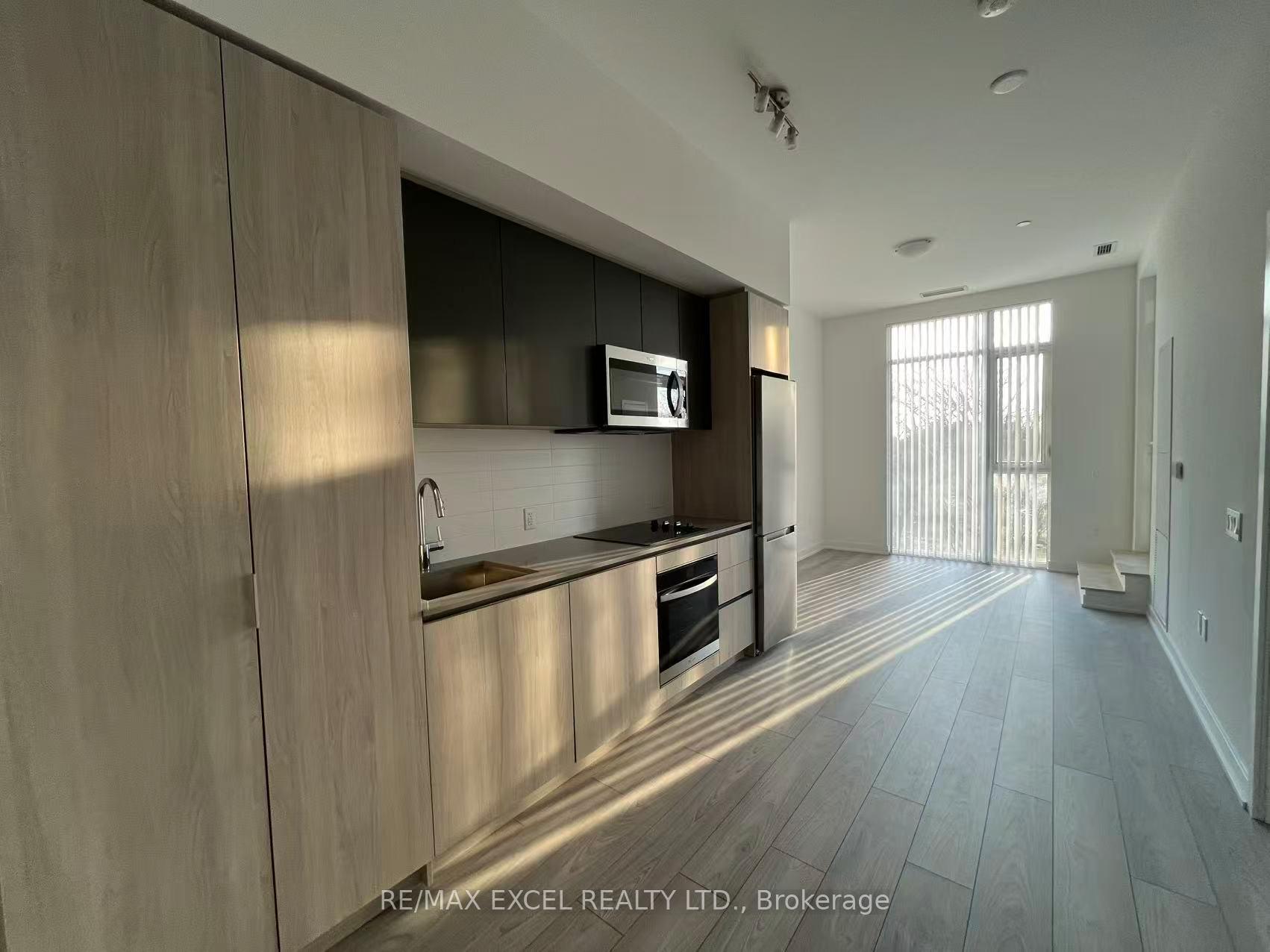 5858 Yonge Street 225, Toronto C07, ON M2M 0C6
