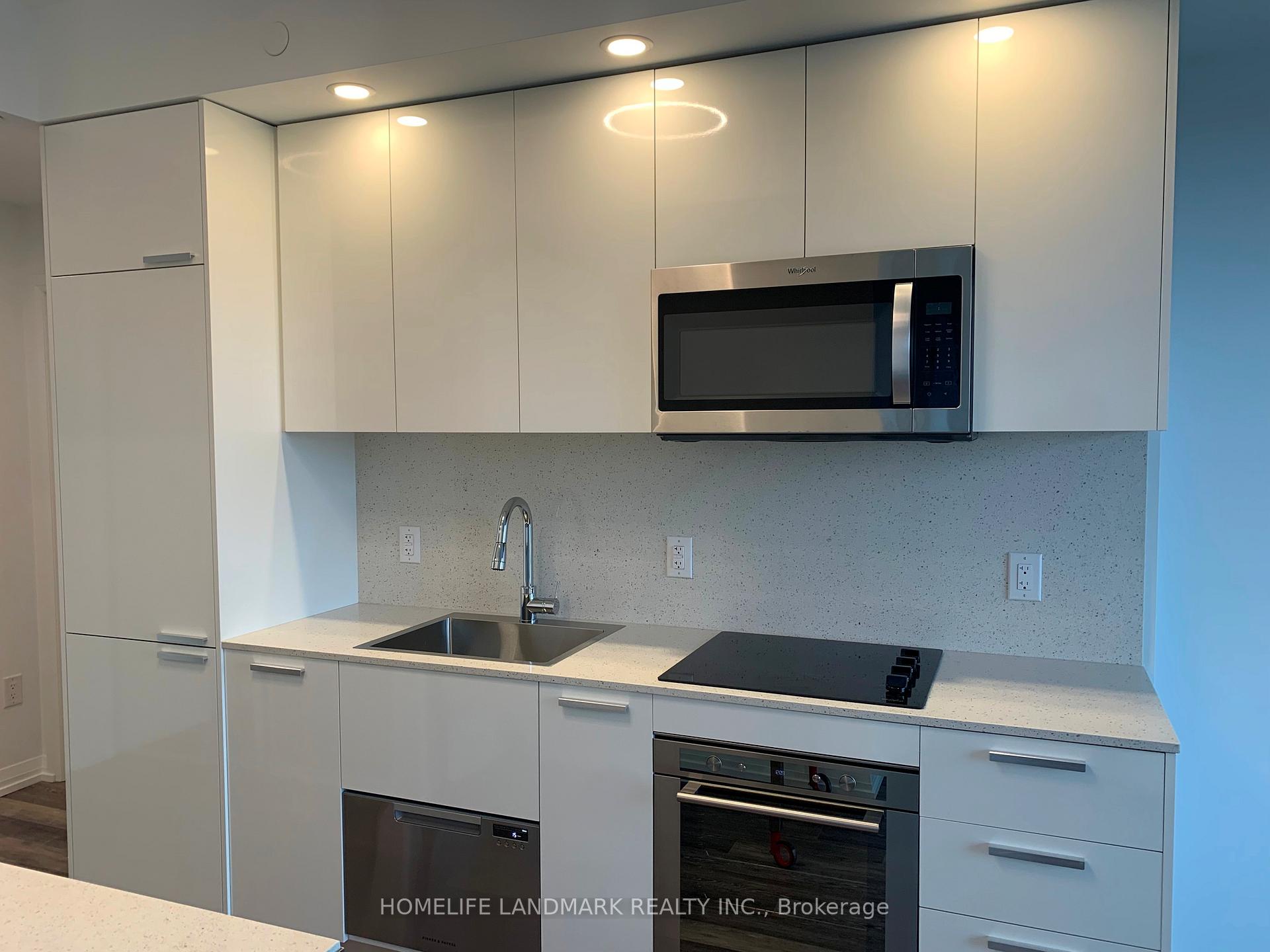 75 Canterbury Place 2210, Toronto C07 — photo 4 of 5