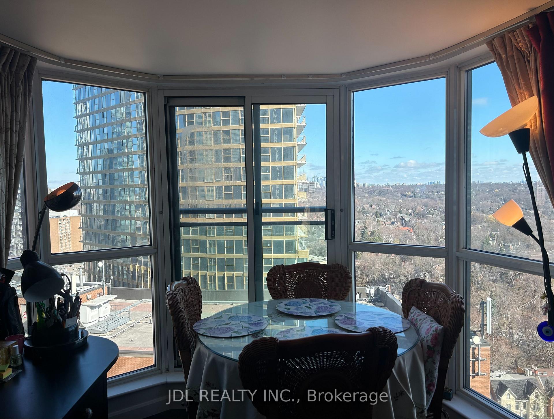 8 Park Rd Road One Bedroom, Toronto C09, ON M4W 3S5 — Toronto C09, Ontario