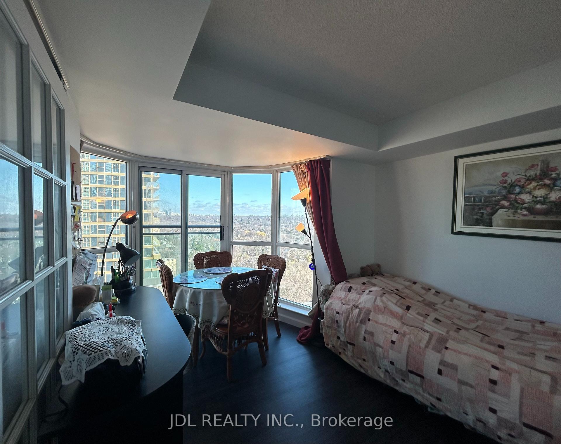 8 Park Rd Road One Bedroom, Toronto C09 — photo 3 of 5