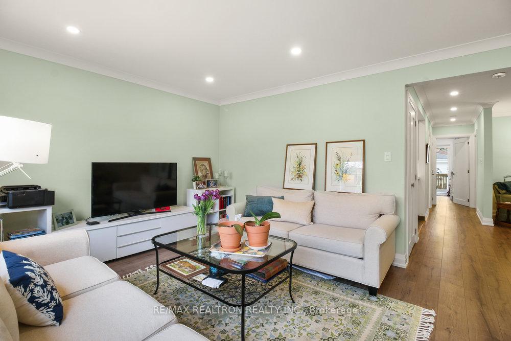 280 Glenforest Road, Toronto C04 — photo 4 of 5
