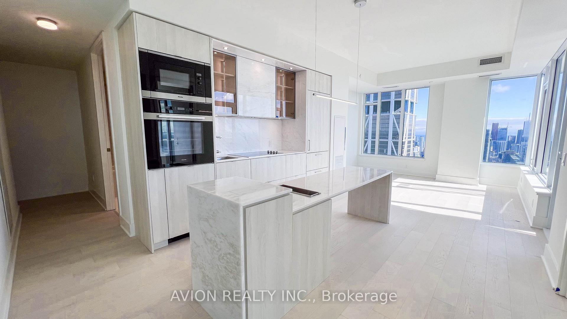 11 Yorkville Avenue 5609, Toronto C02 — photo 5 of 5