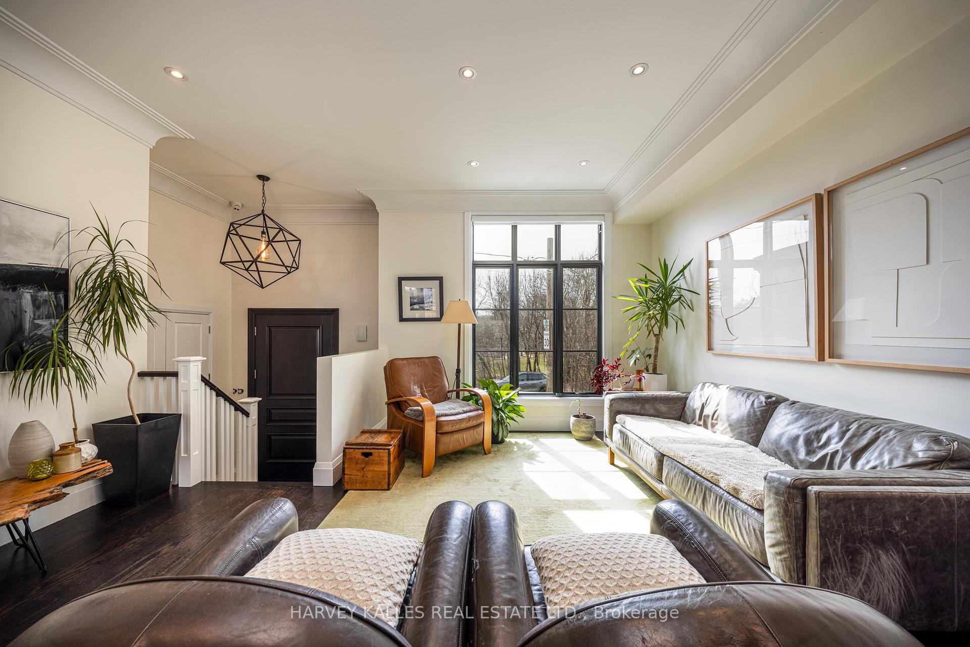 488 Arlington Avenue, Toronto C03 — photo 4 of 5