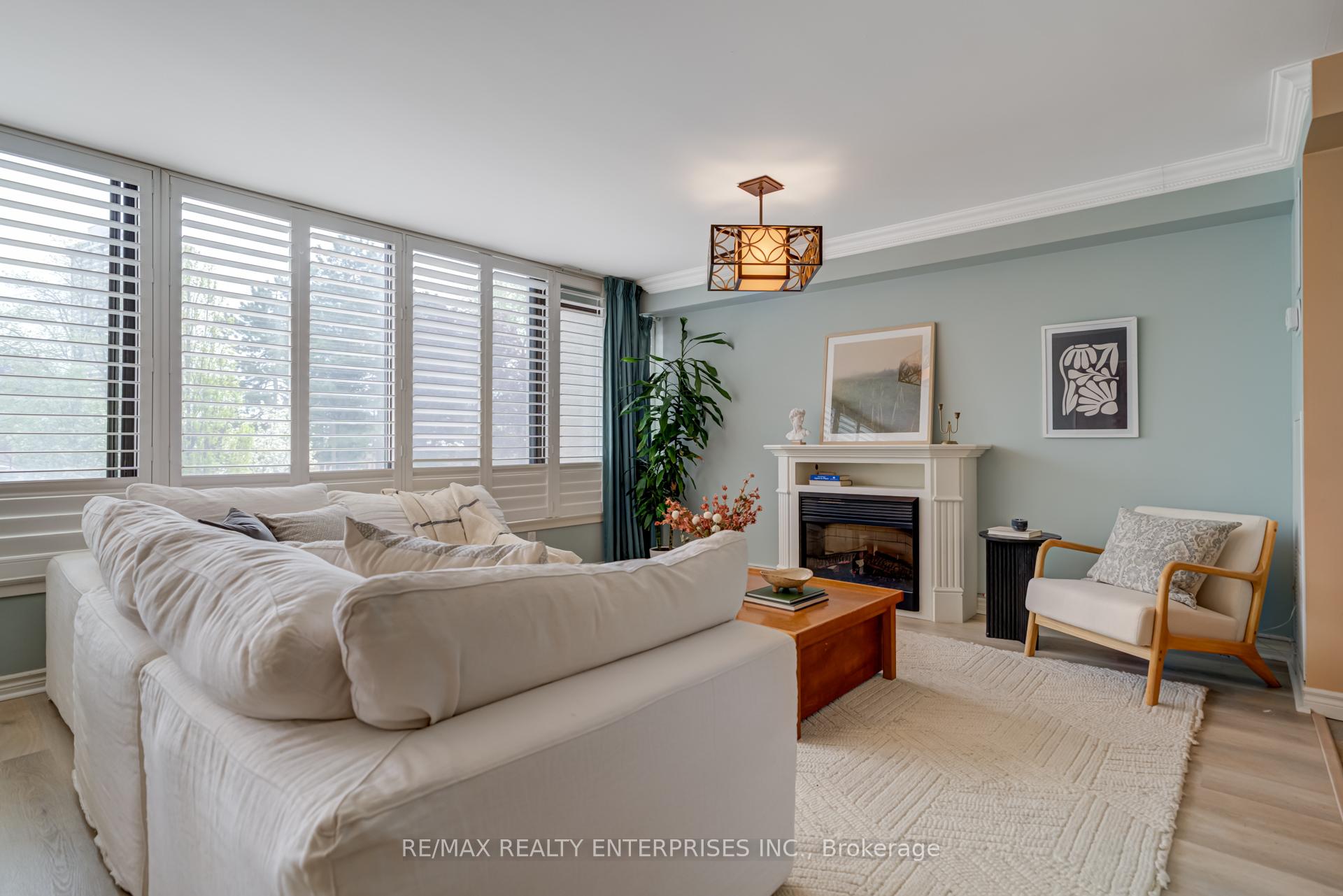65 Skymark Drive 204, Toronto C15, ON M2H 3N9