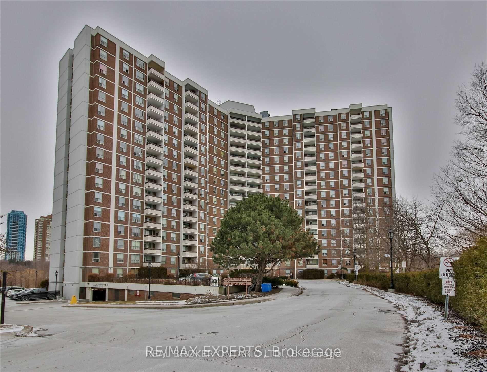 20 Edgecliff Golfway 1101, Toronto C11, ON M3C 3A4