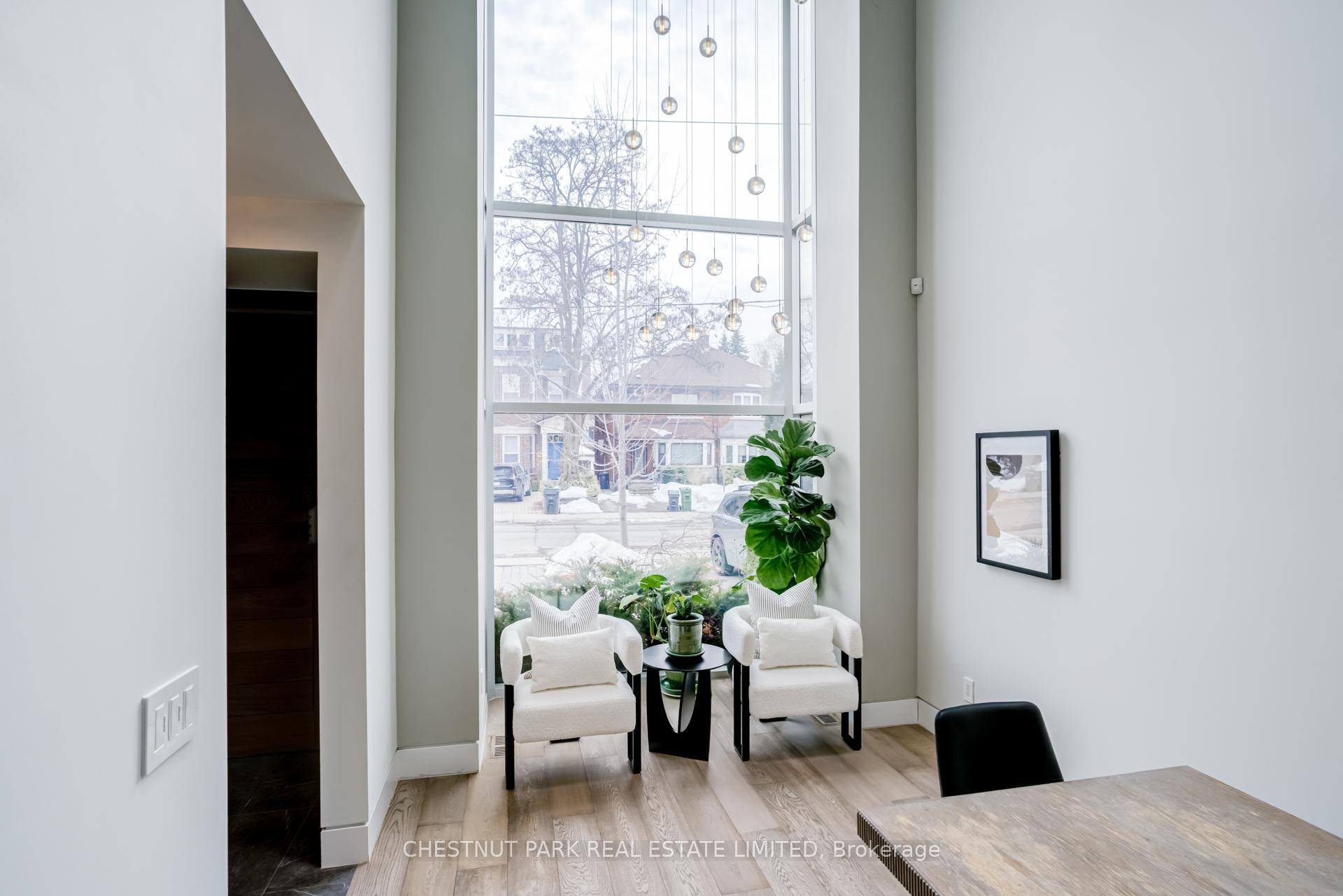 278 St Germain Avenue, Toronto C04 — photo 5 of 5