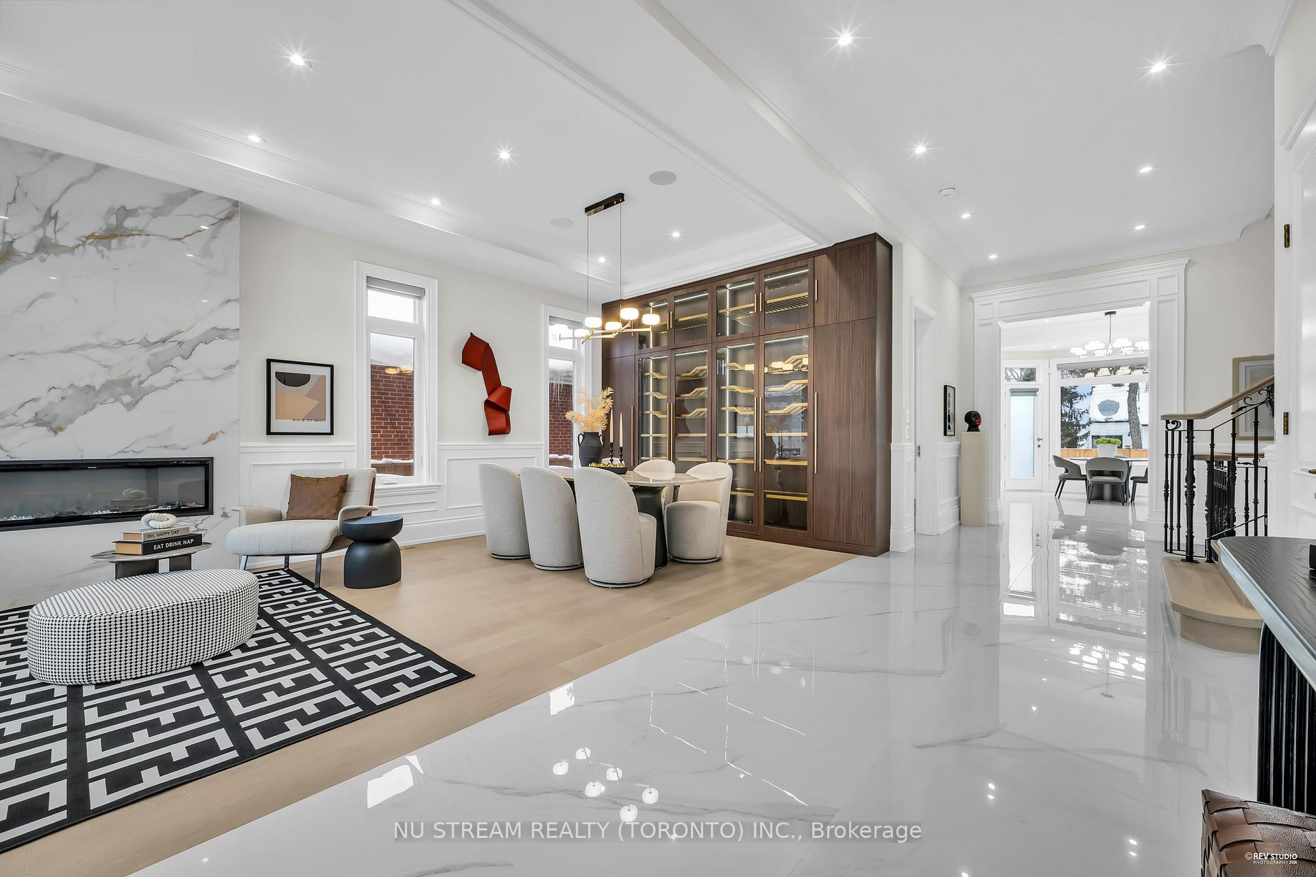 108 Abitibi Avenue, Toronto C14 — photo 4 of 5