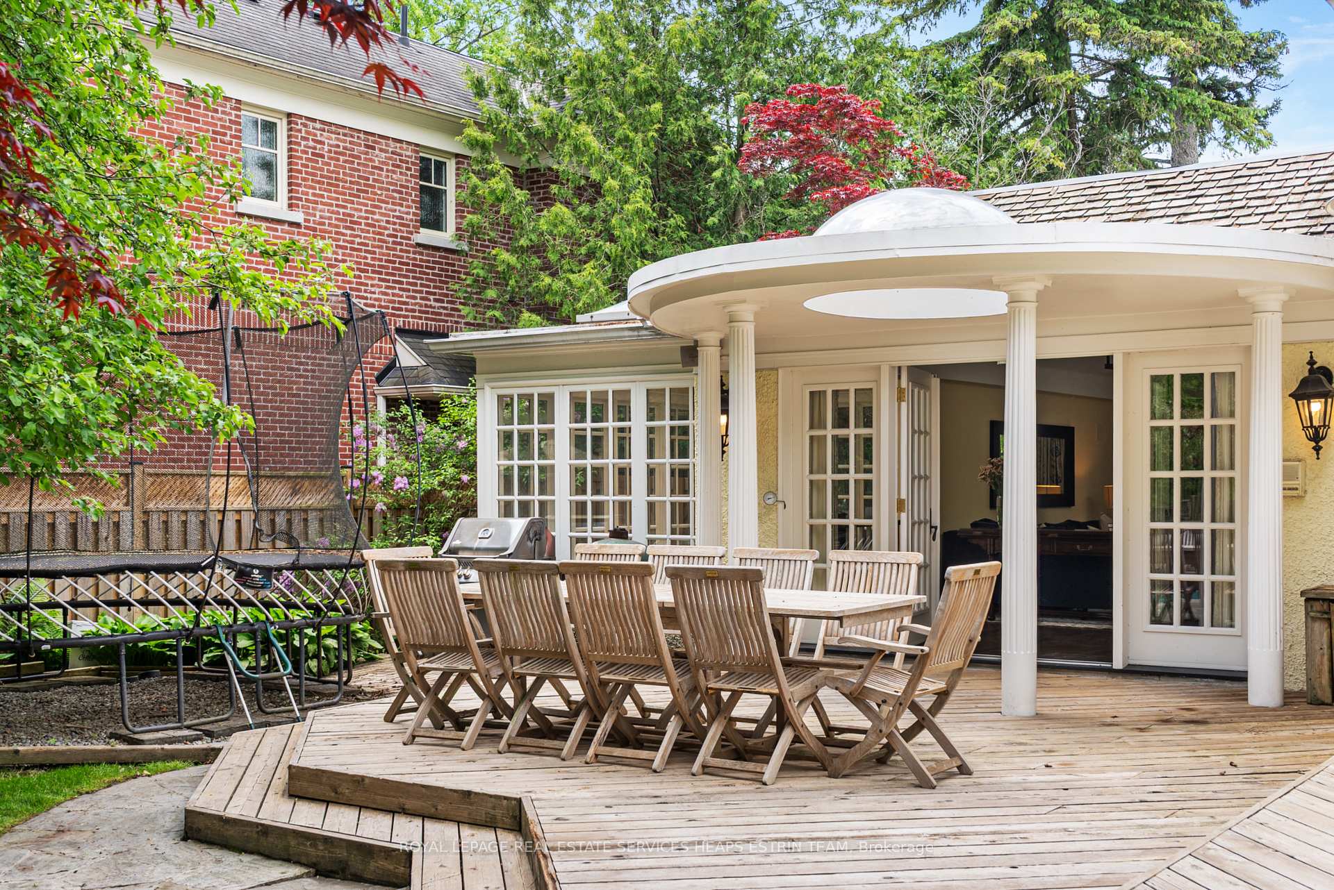 25 Strathgowan Crescent, Toronto C04 — photo 5 of 5