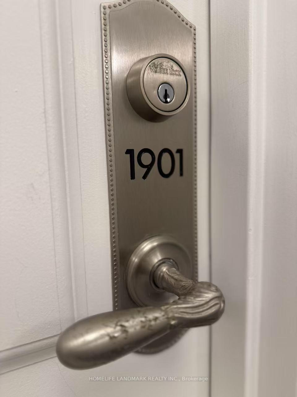 15 Greenview Avenue 1901, Toronto C07, ON M2M 4M7 — Toronto C07, Ontario