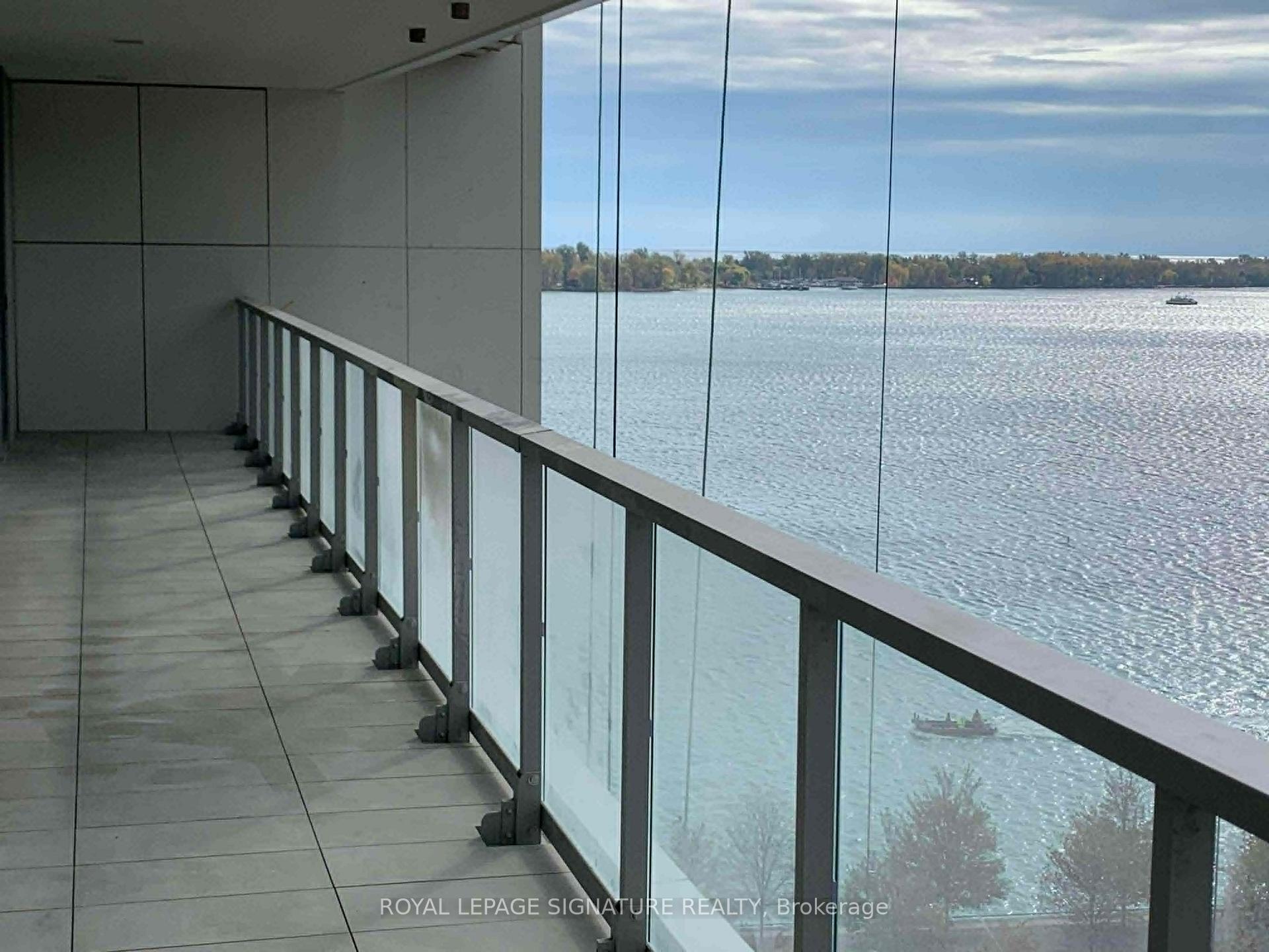 118 Merchants' Wharf N/A PH01, Toronto C08, ON M5A 0L3