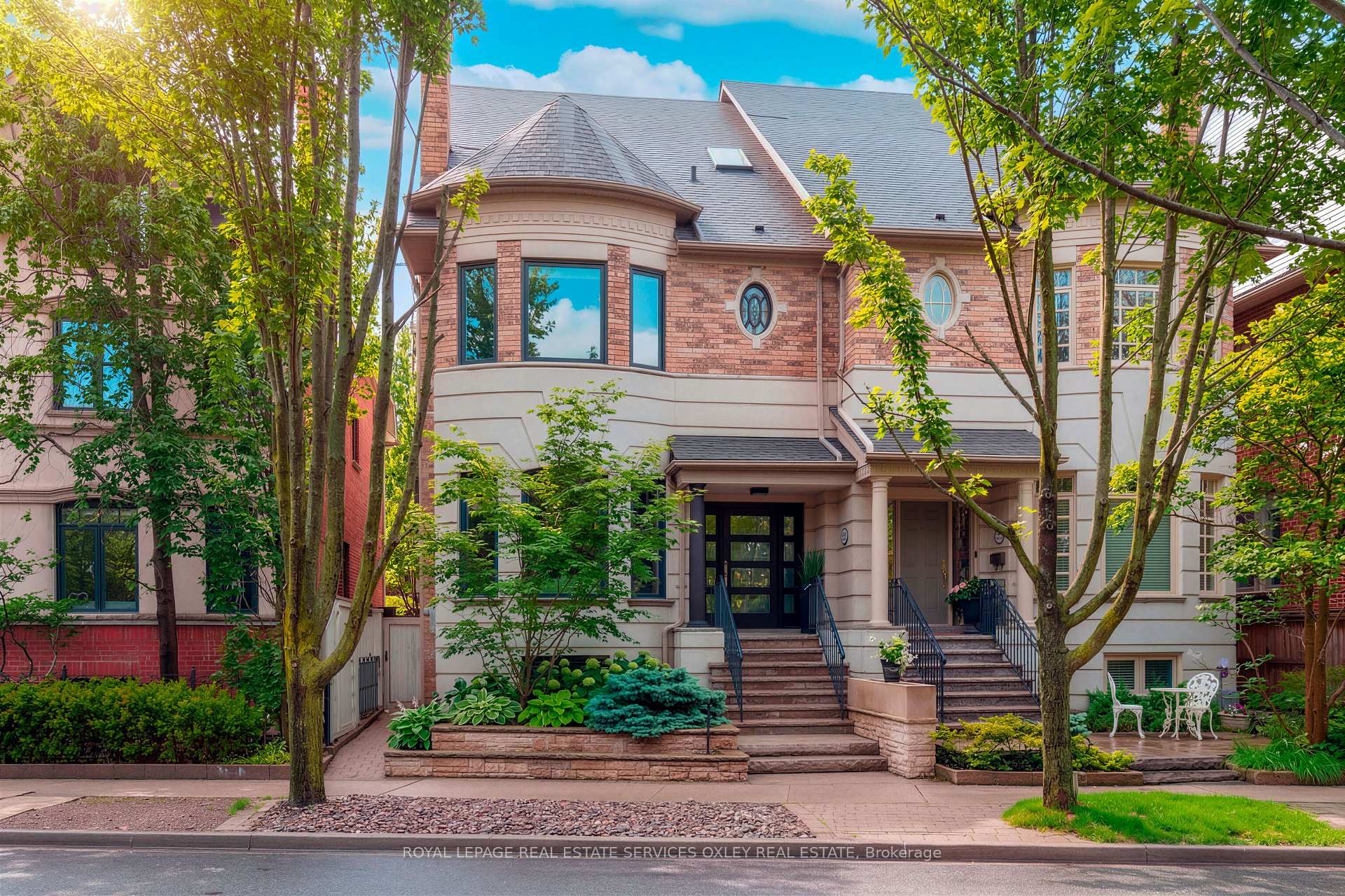 46 Mathersfield Drive, Toronto C09, ON M4W 3W5