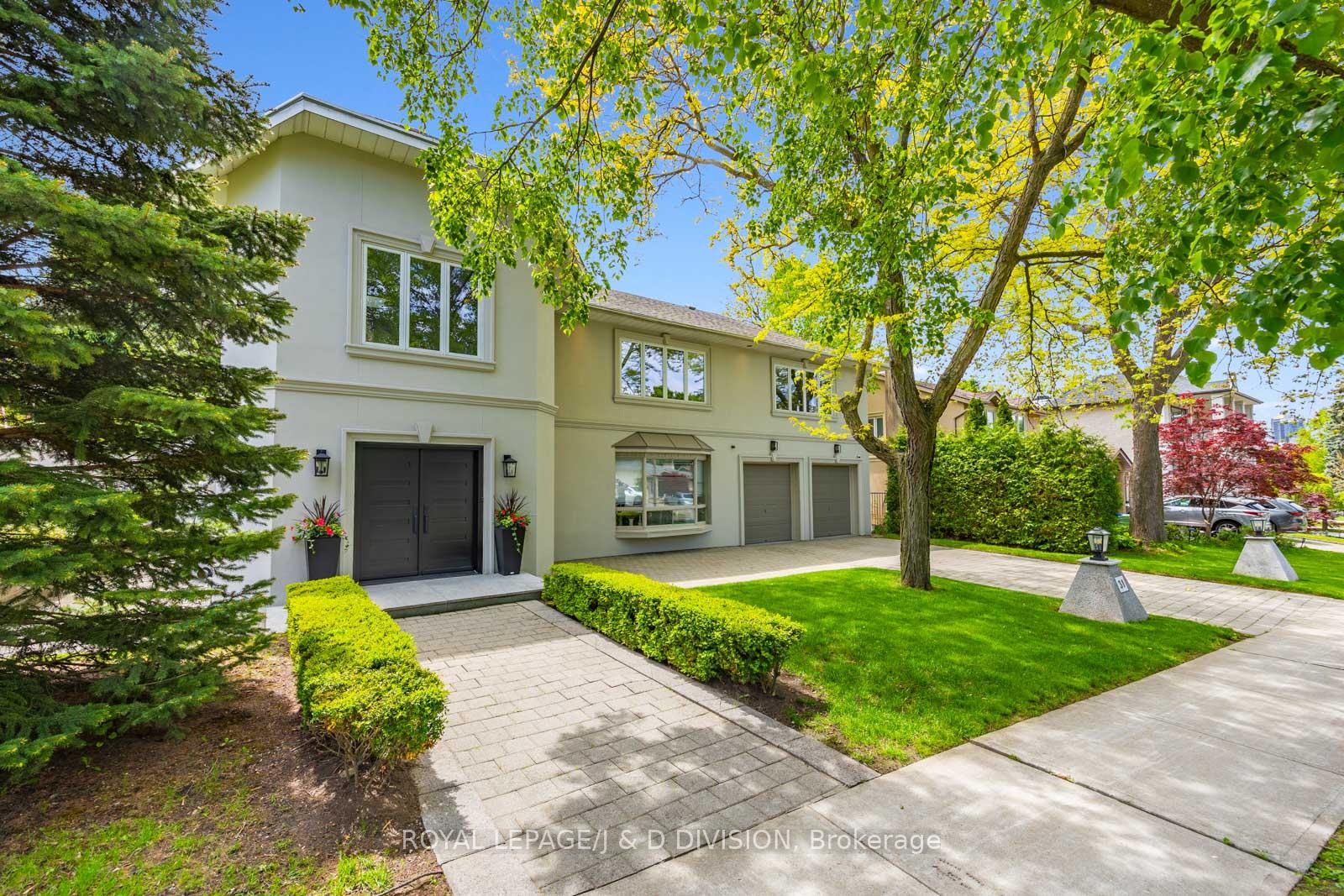 31 George Henry Boulevard, Toronto C15, ON M2J 1E3