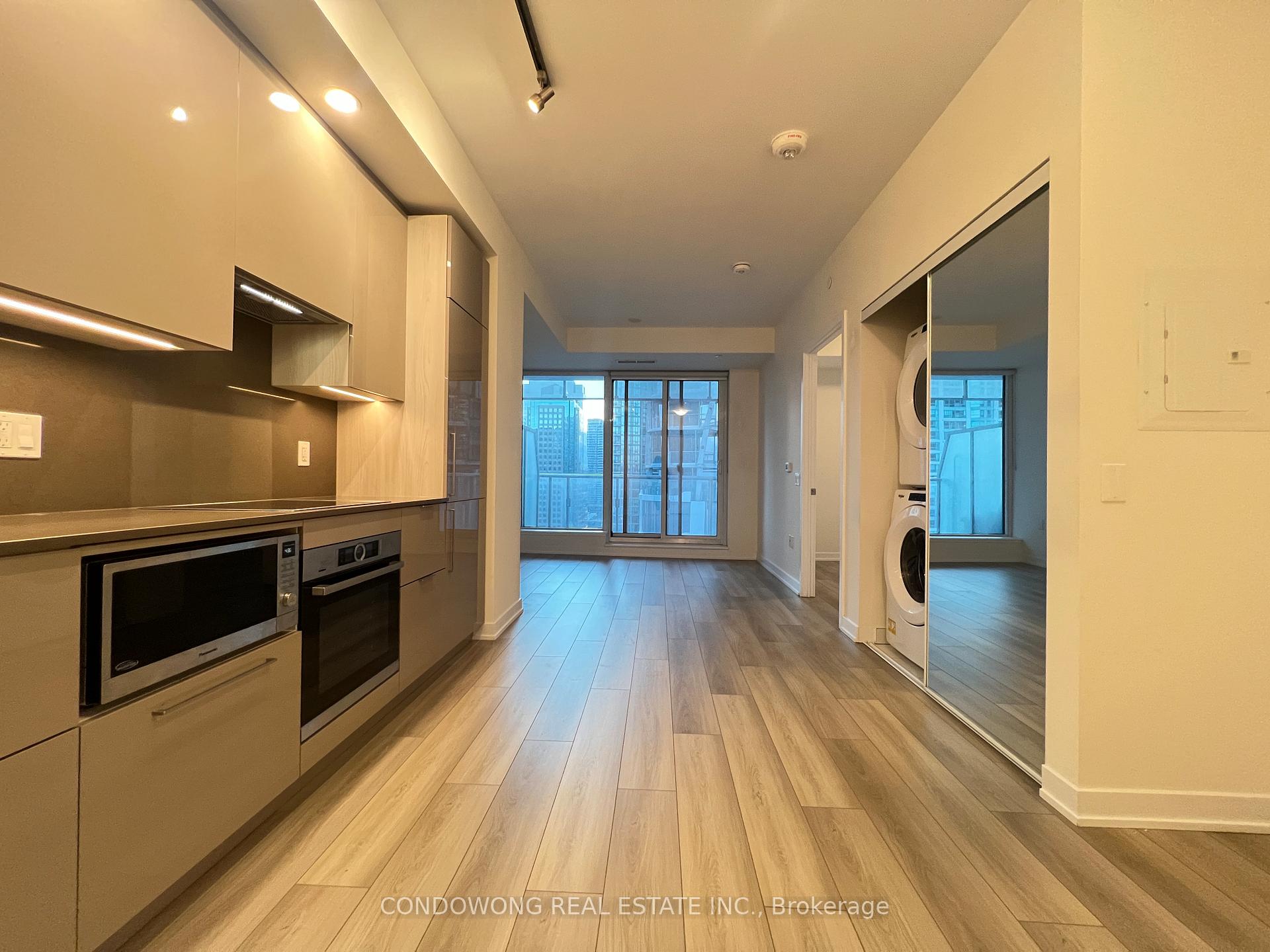 28 Freeland Street 1403, Toronto C08, ON M5E 0E3