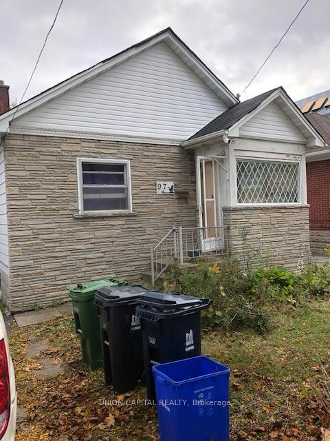 97 Byng Avenue, Toronto C14, ON M2N 4K5
