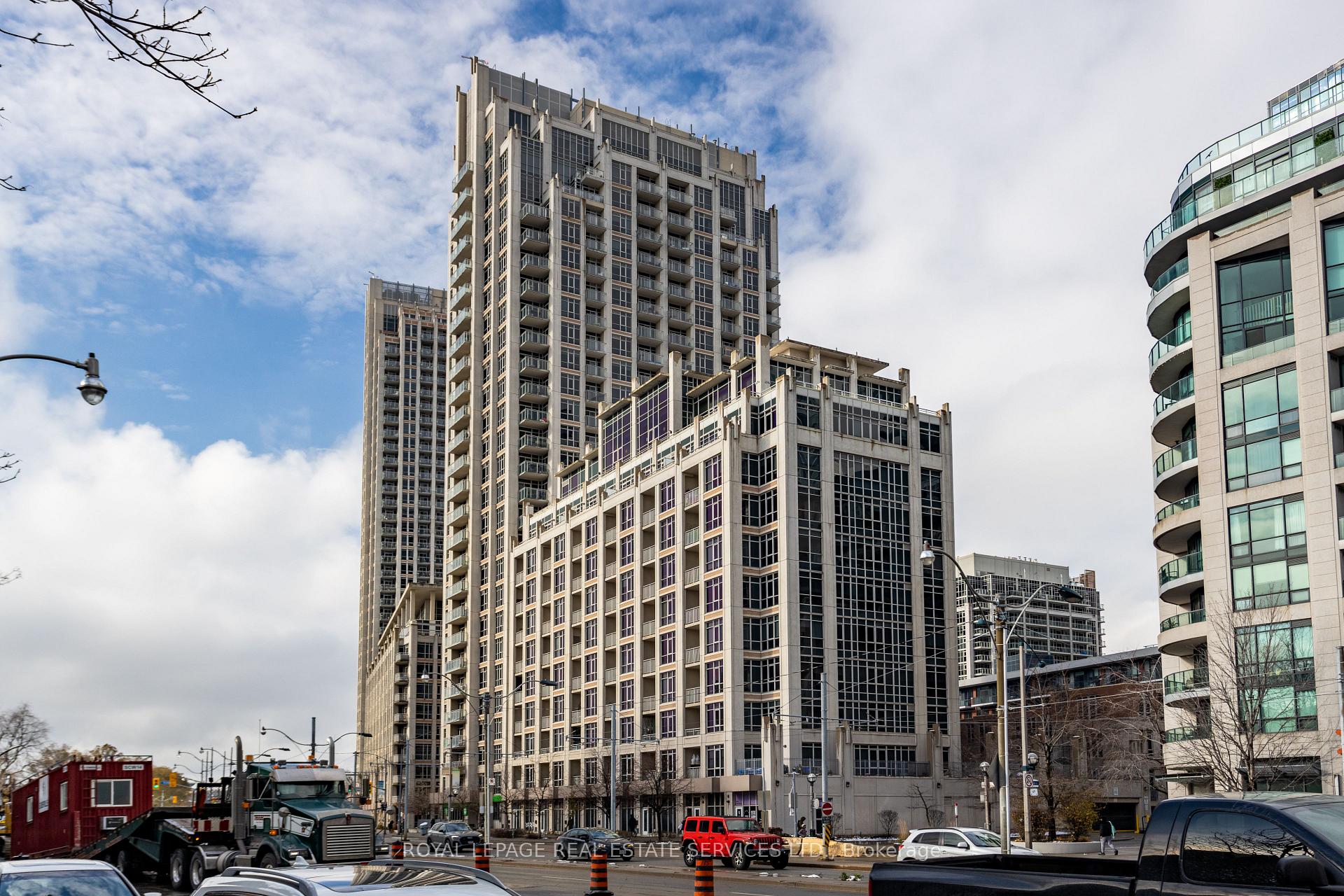 21 Grand Magazine Street 510, Toronto C01, ON M5V 1B5