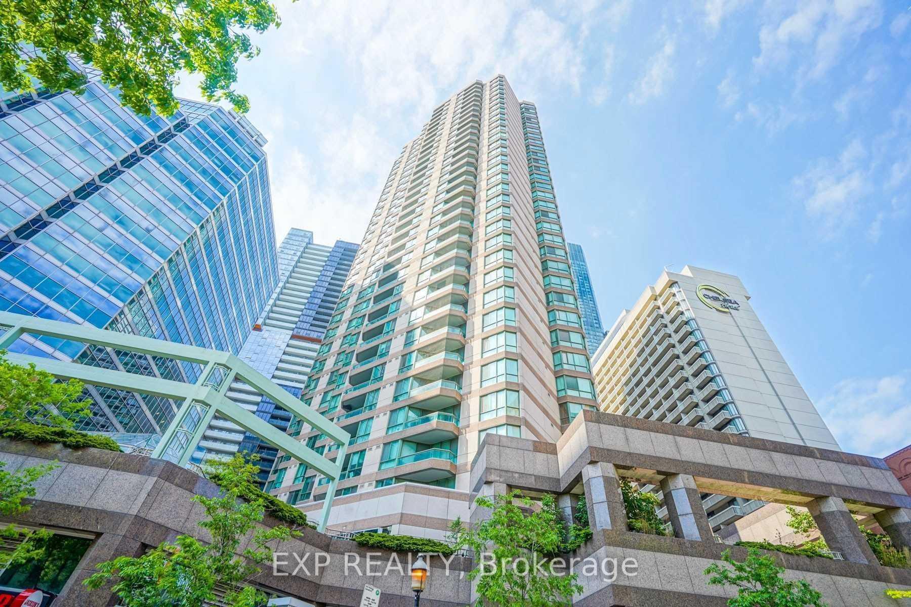 38 Elm Street 1005, Toronto C01, ON M5G 2K5